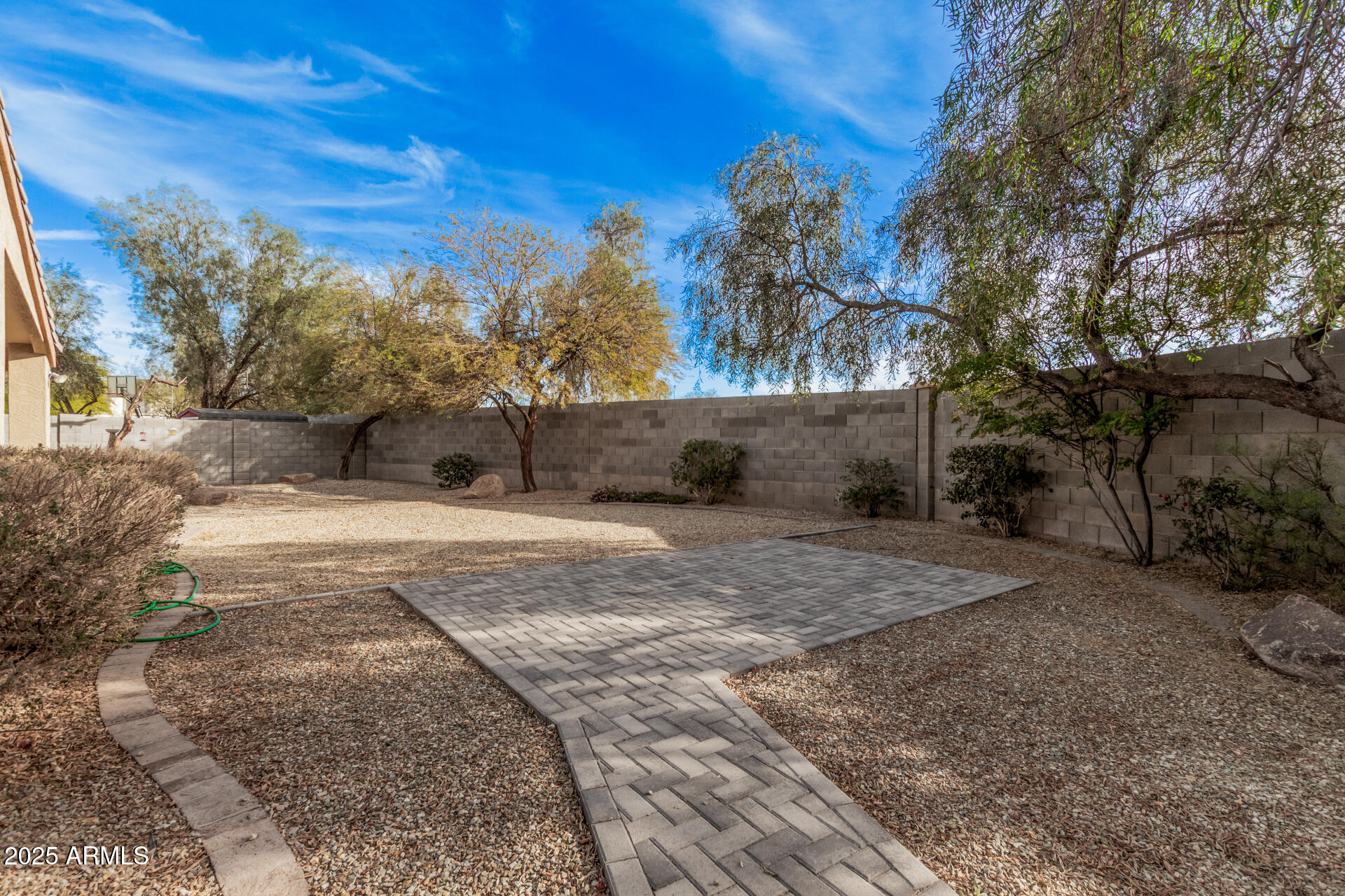 11921 W PORT ROYALE Lane