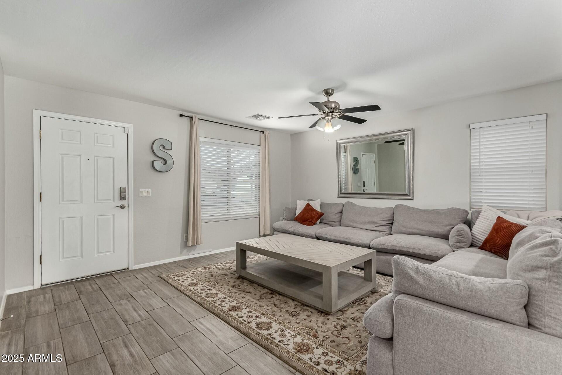 1615 E MADDISON Circle