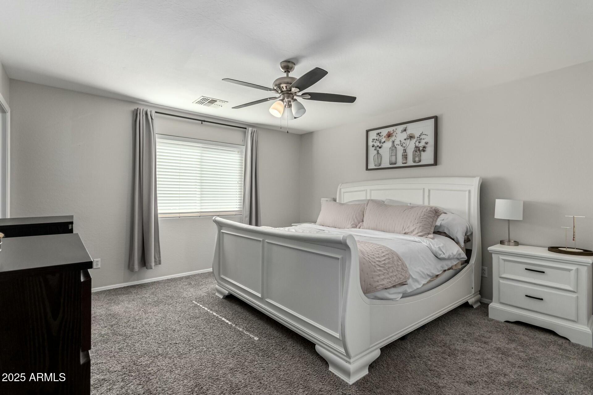 1615 E MADDISON Circle