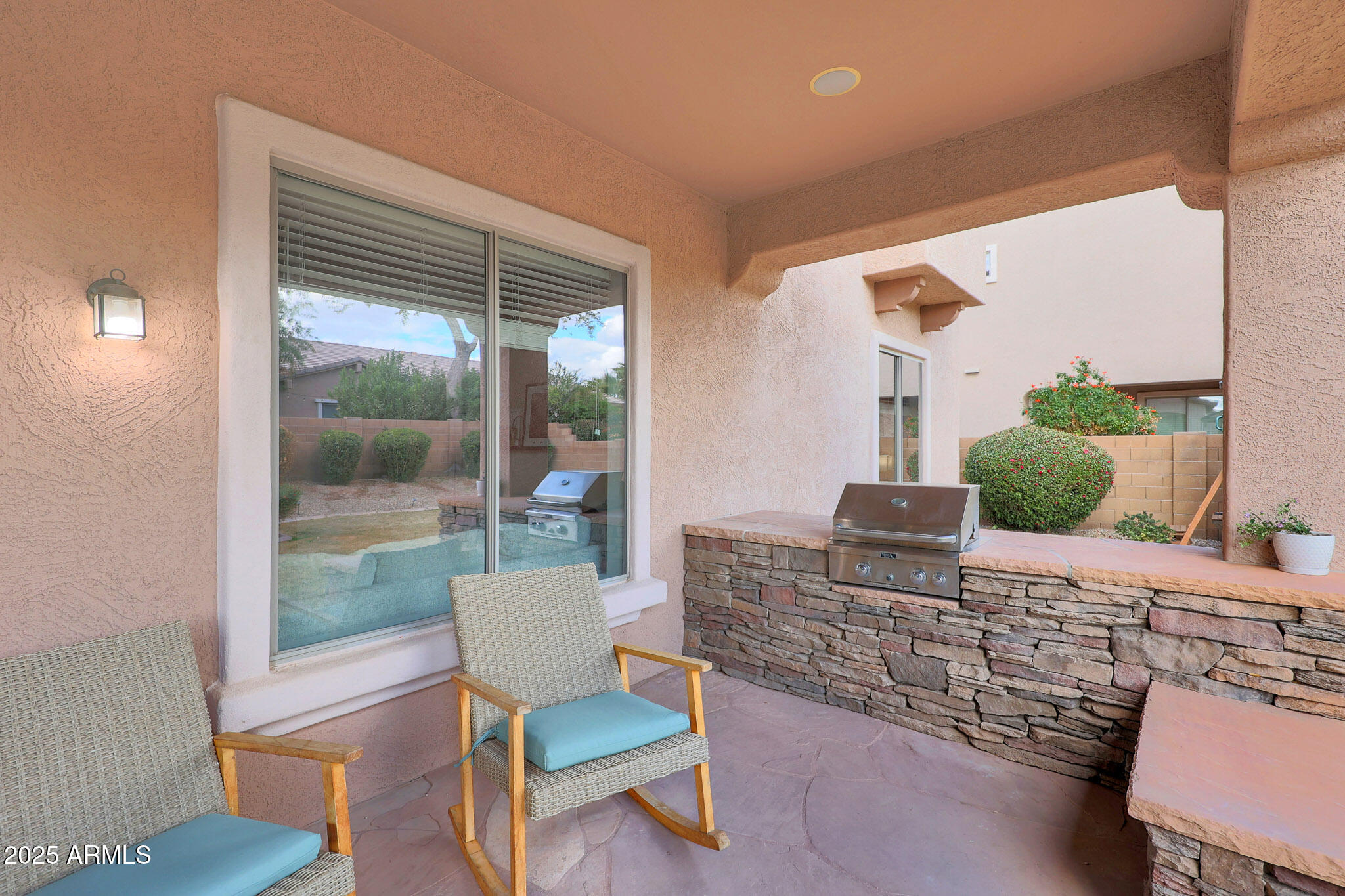 3007 S COLONIAL Street