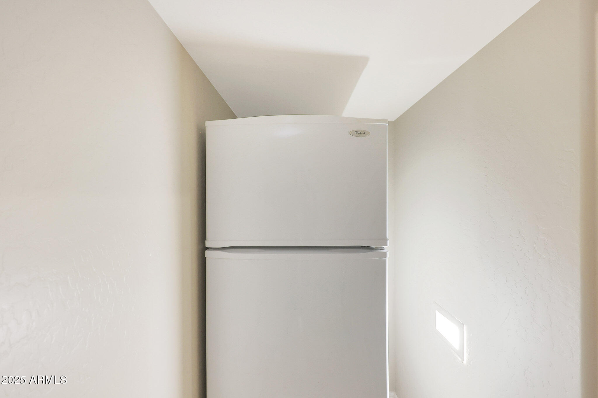 3007 S COLONIAL Street