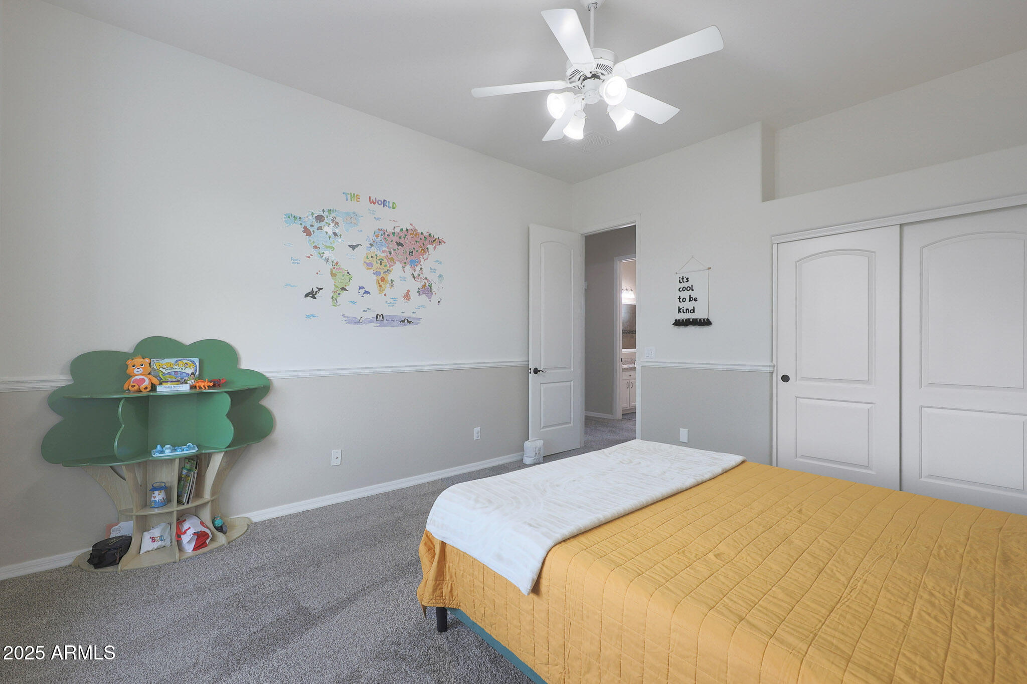 3007 S COLONIAL Street