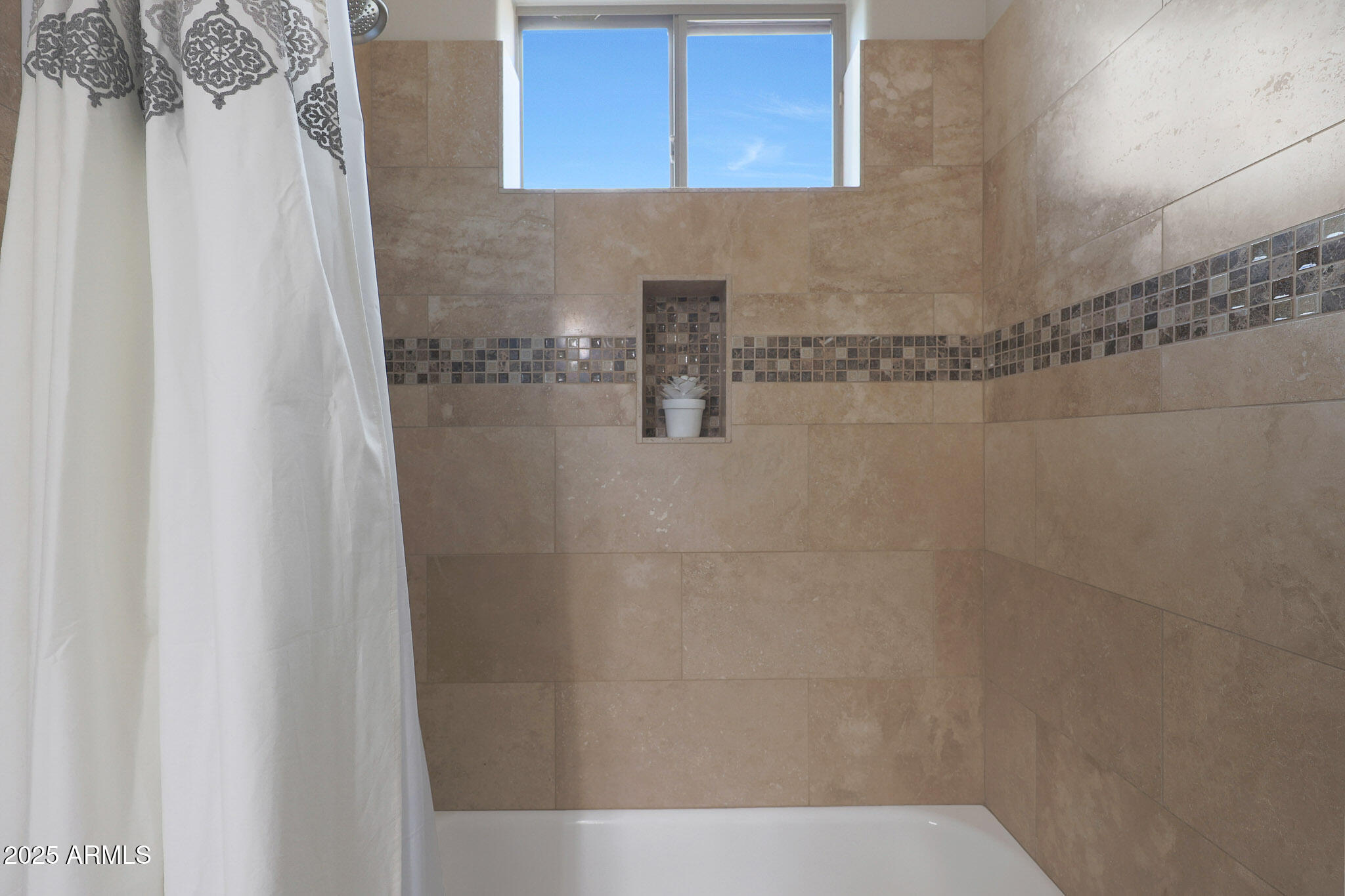 3007 S COLONIAL Street