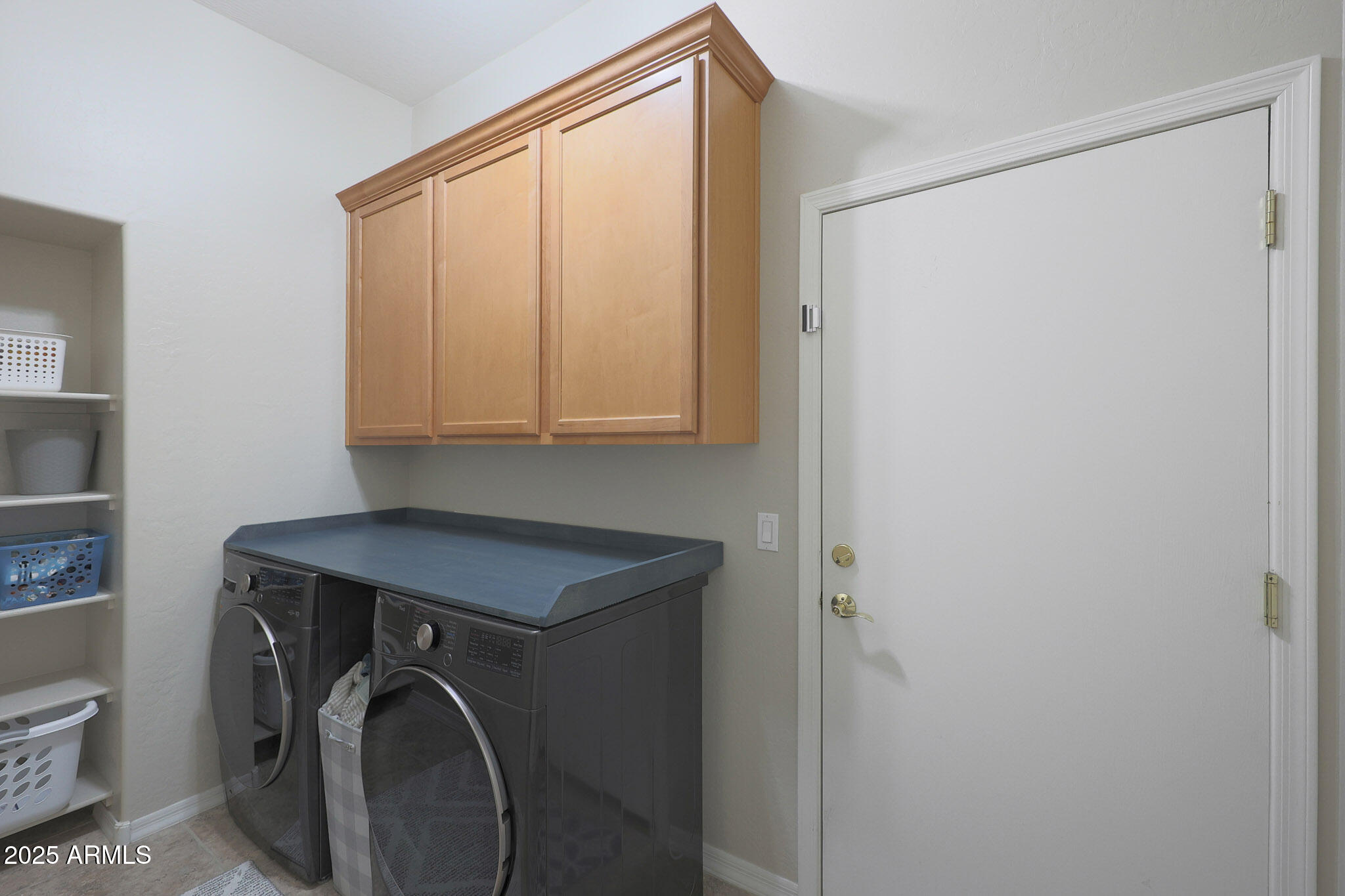 3007 S COLONIAL Street