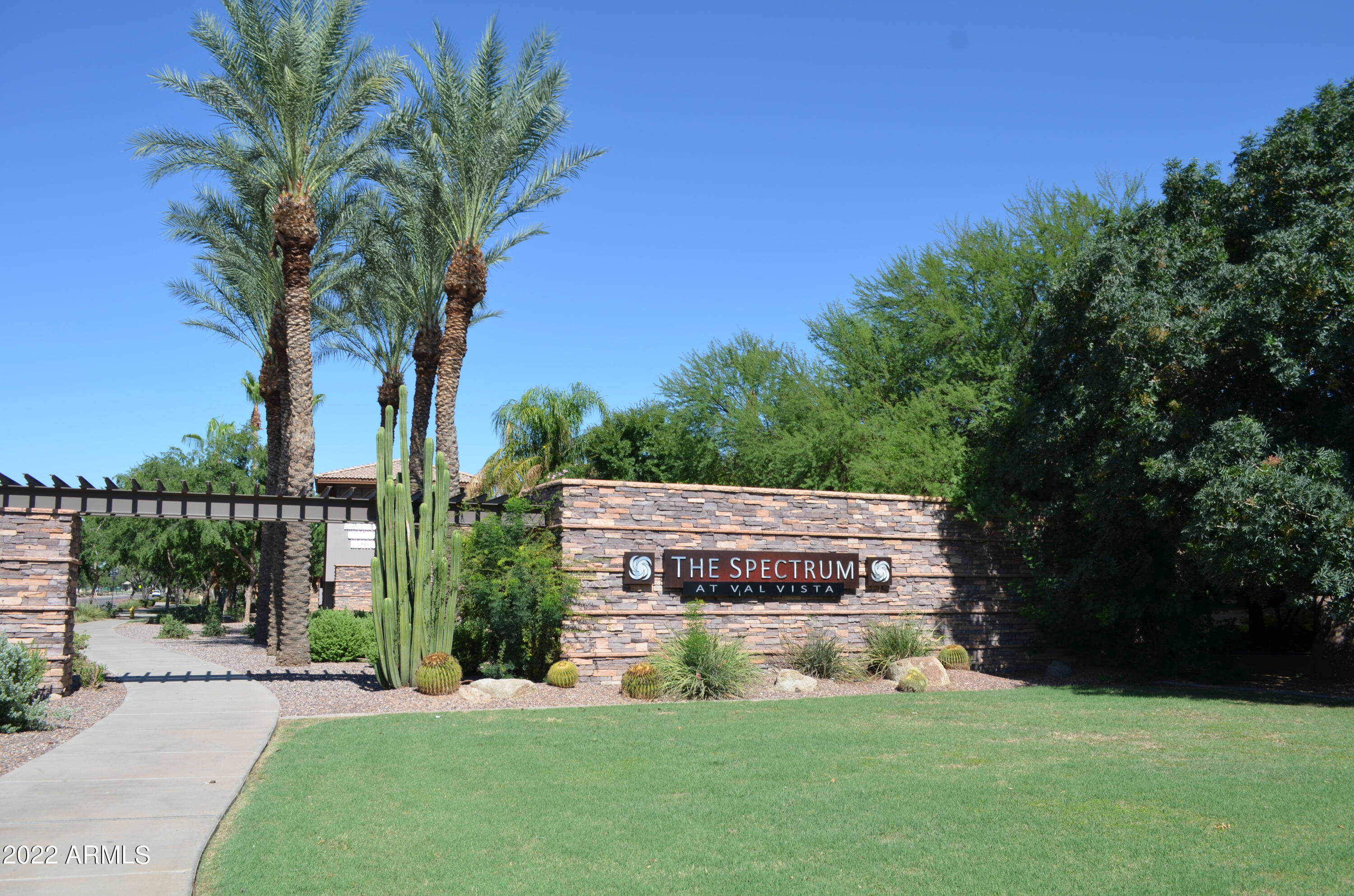 3007 S COLONIAL Street