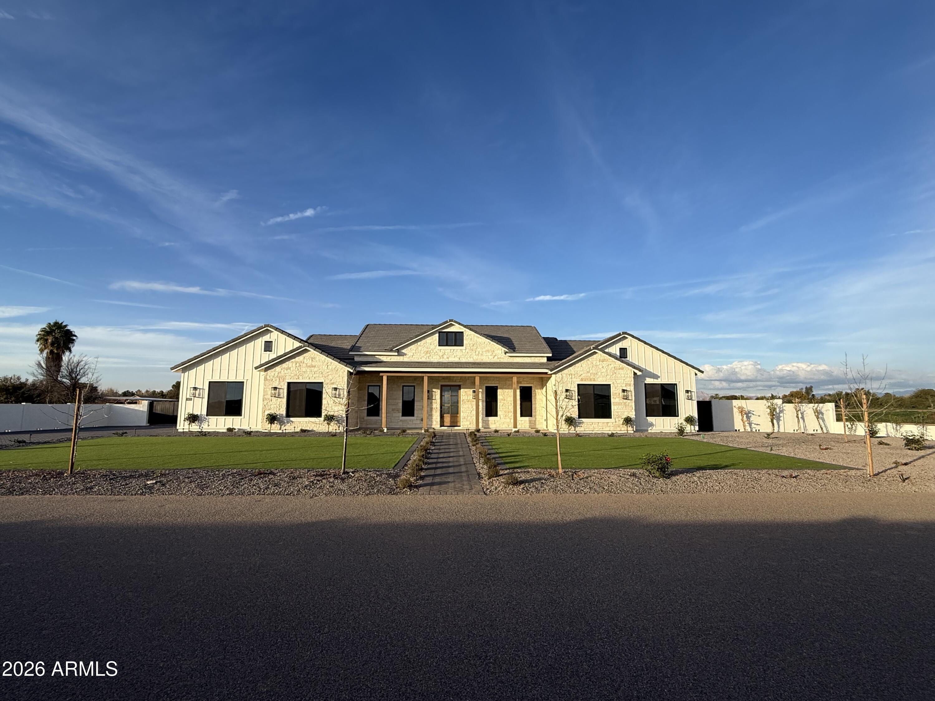 3972 E Hash Knife Draw Road, P