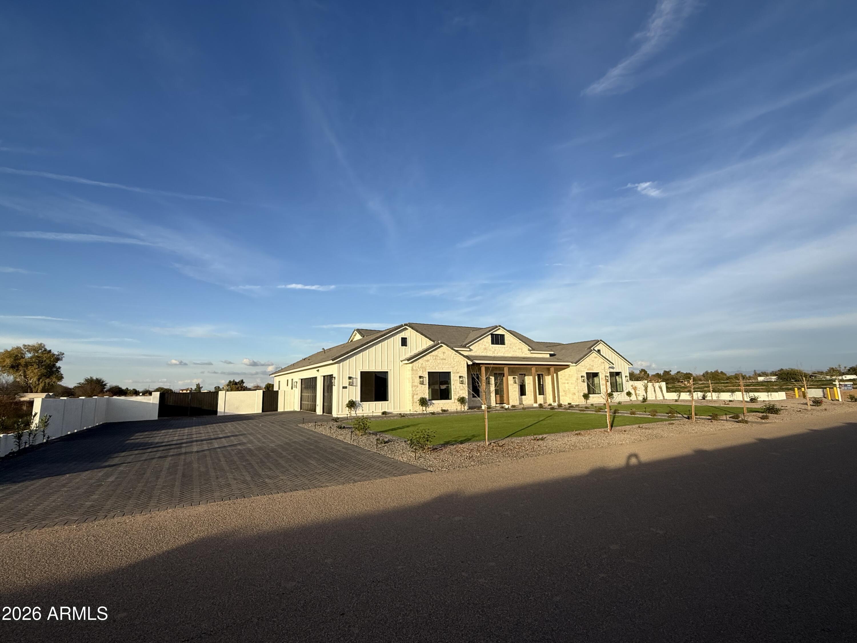 3972 E Hash Knife Draw Road, P