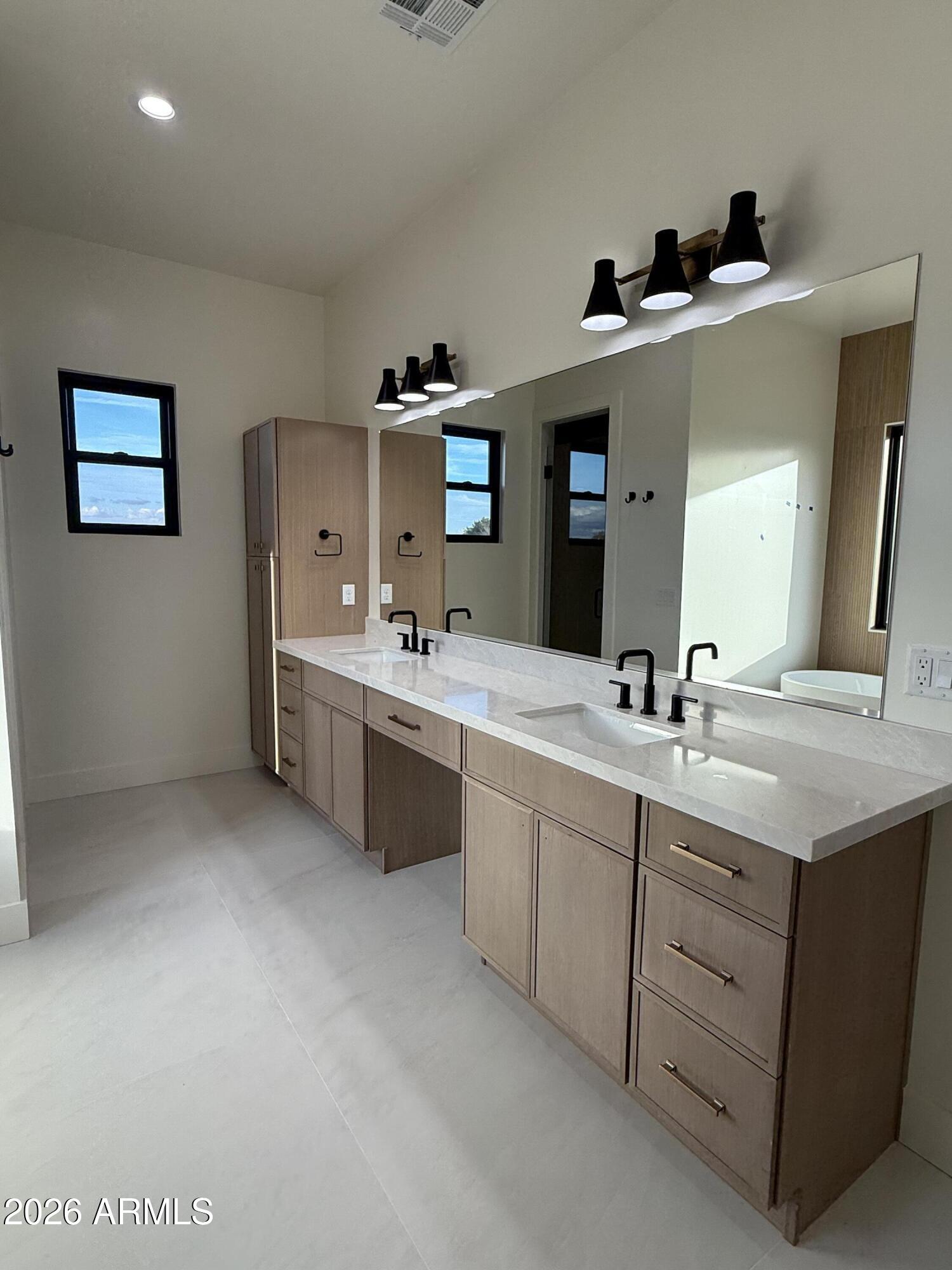 3972 E Hash Knife Draw Road, P