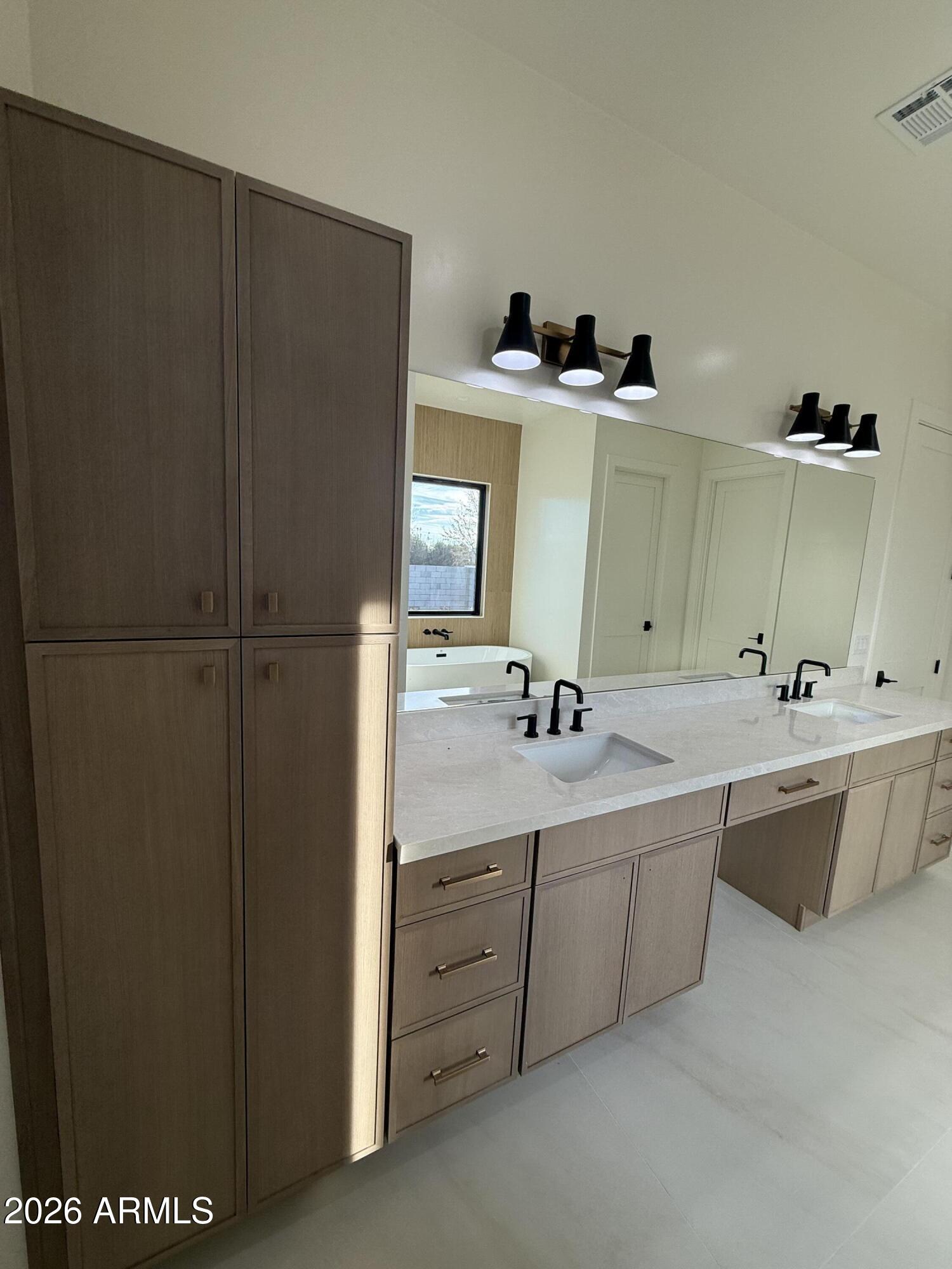 3972 E Hash Knife Draw Road, P