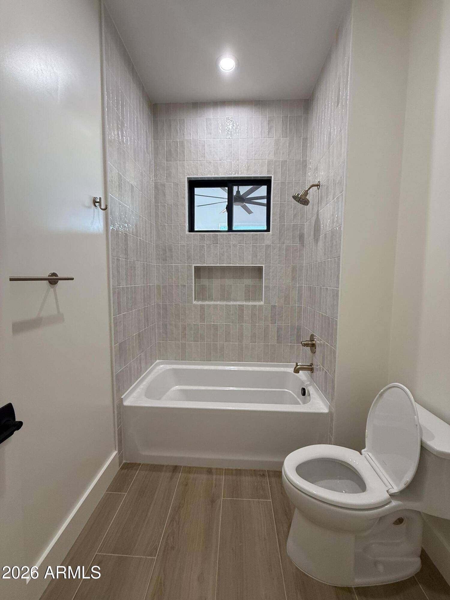 3972 E Hash Knife Draw Road, P