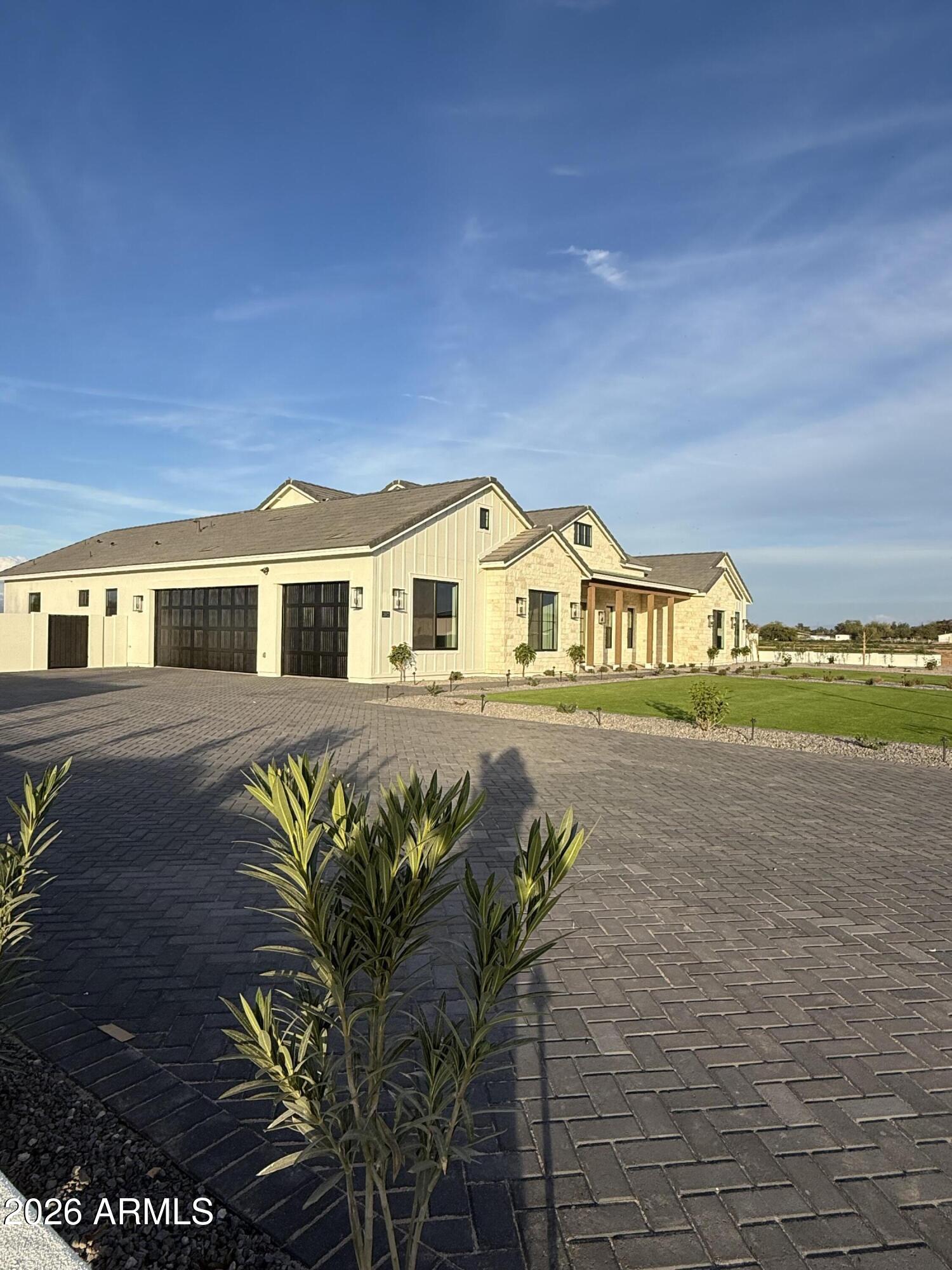 3972 E Hash Knife Draw Road, P