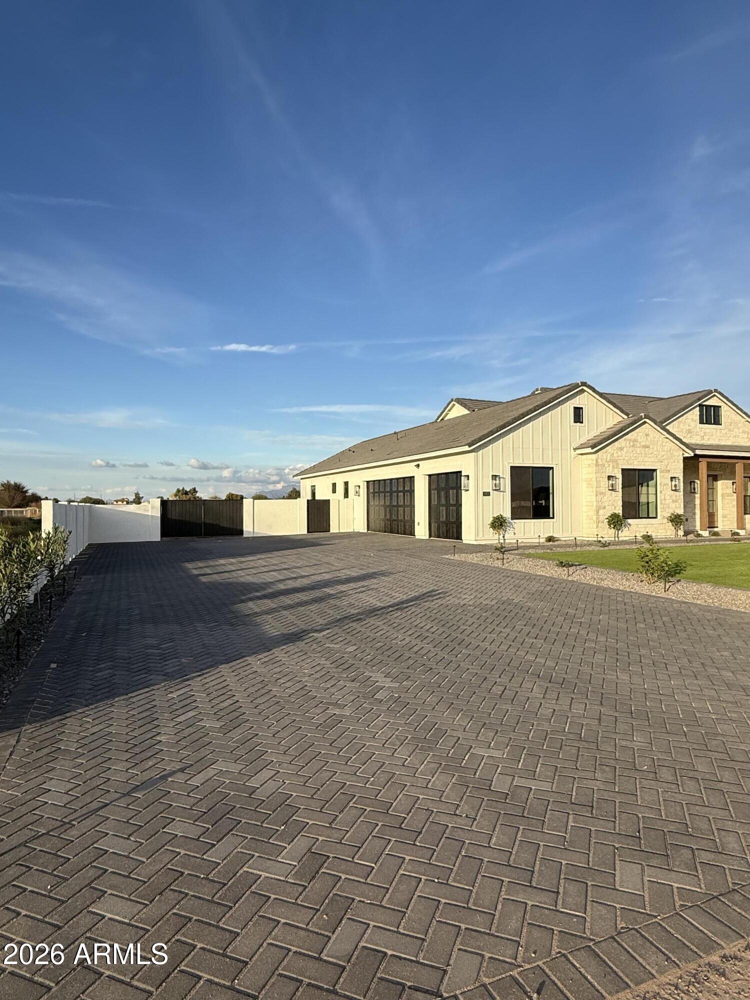 3972 E Hash Knife Draw Road, P