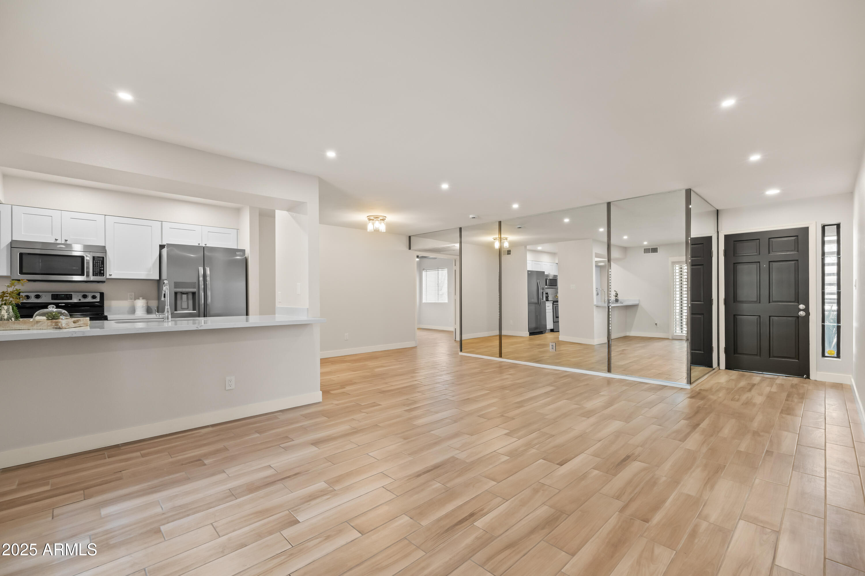 9270 E MISSION Lane # 117