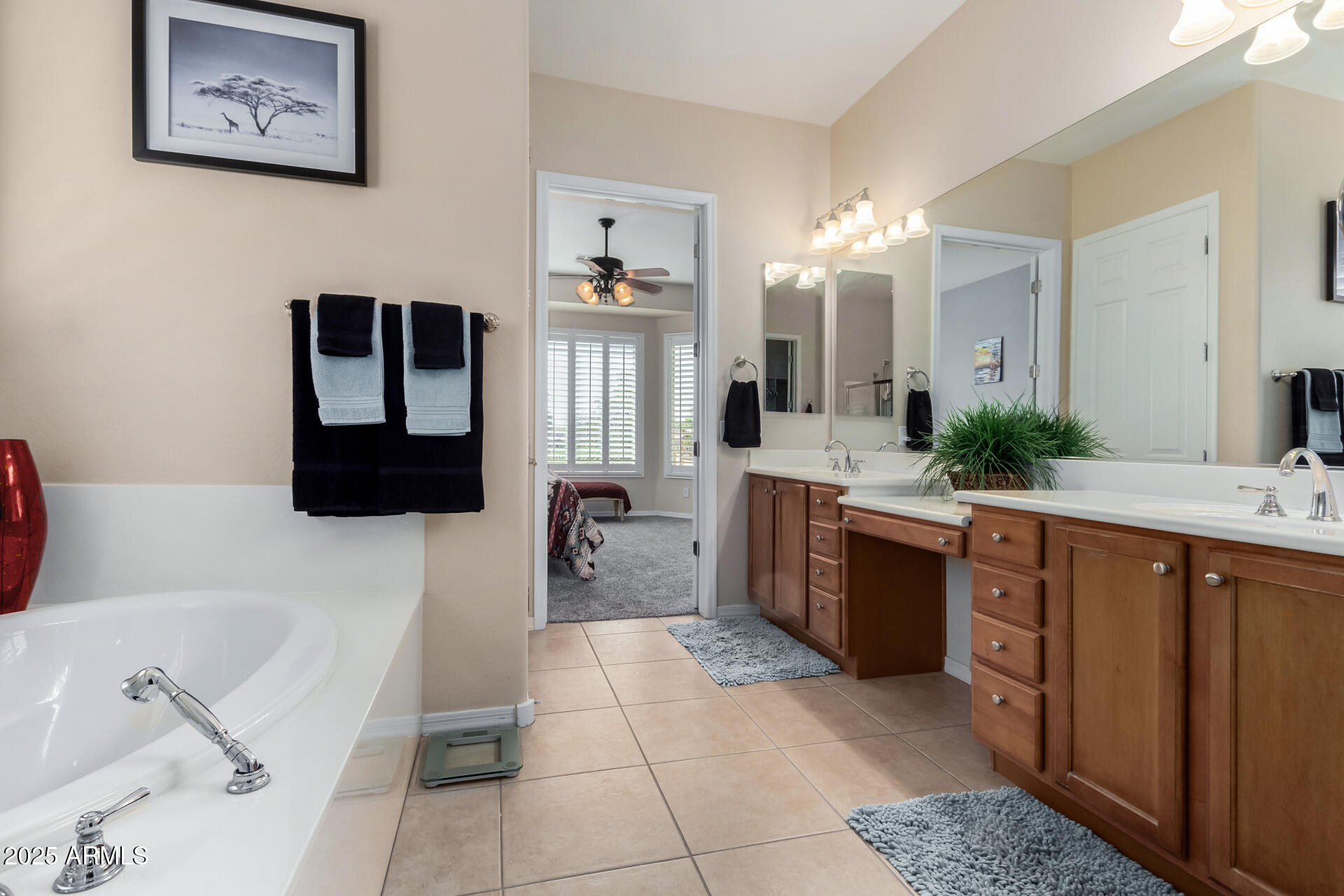 6615 W SANDPIPER Court