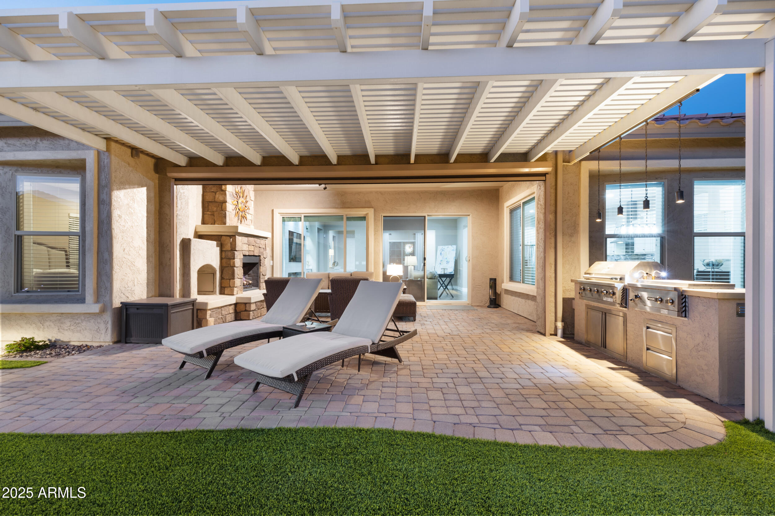 7815 W CINDER BROOK Way