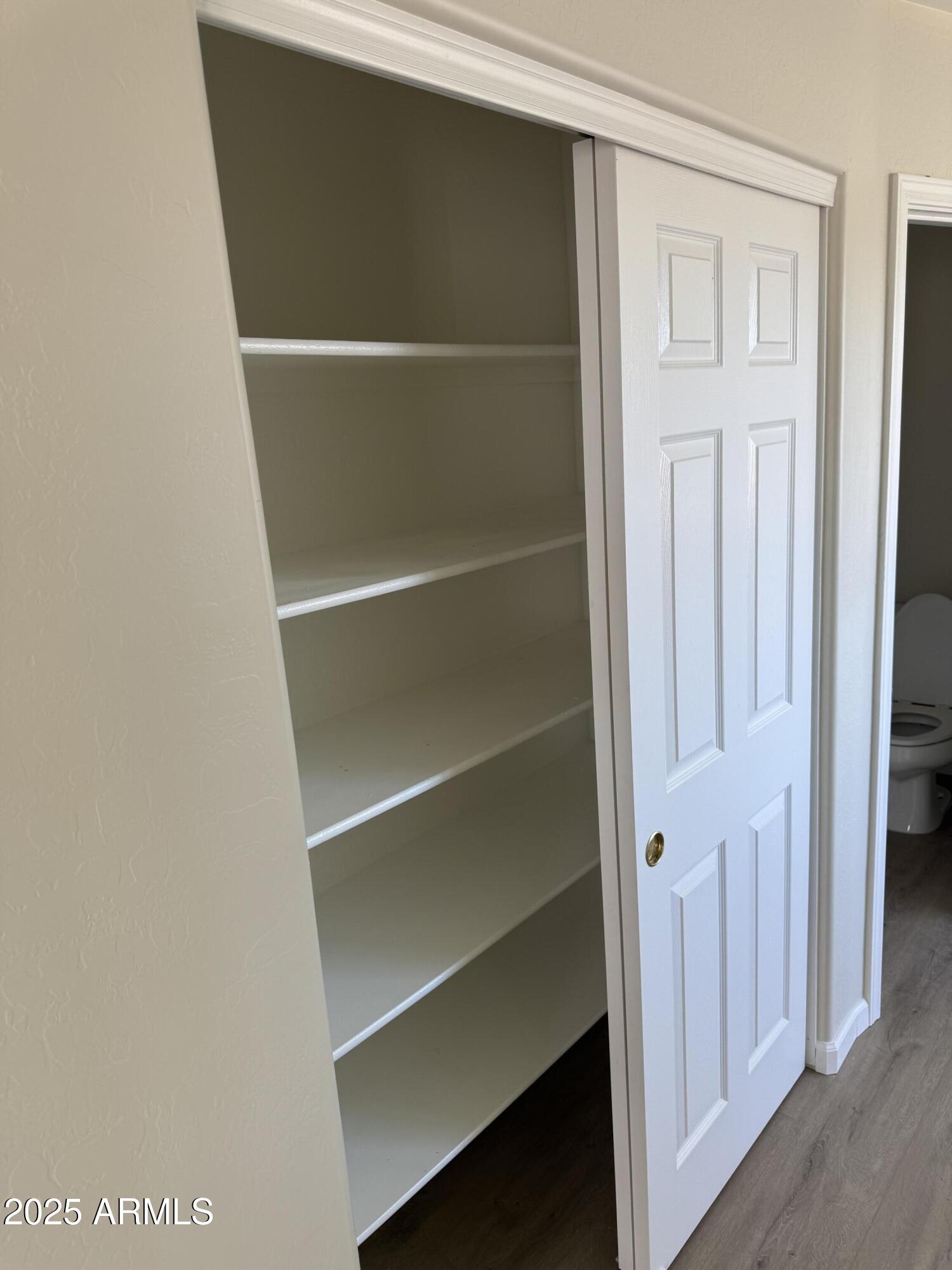 28756 N DESERT HILLS Drive