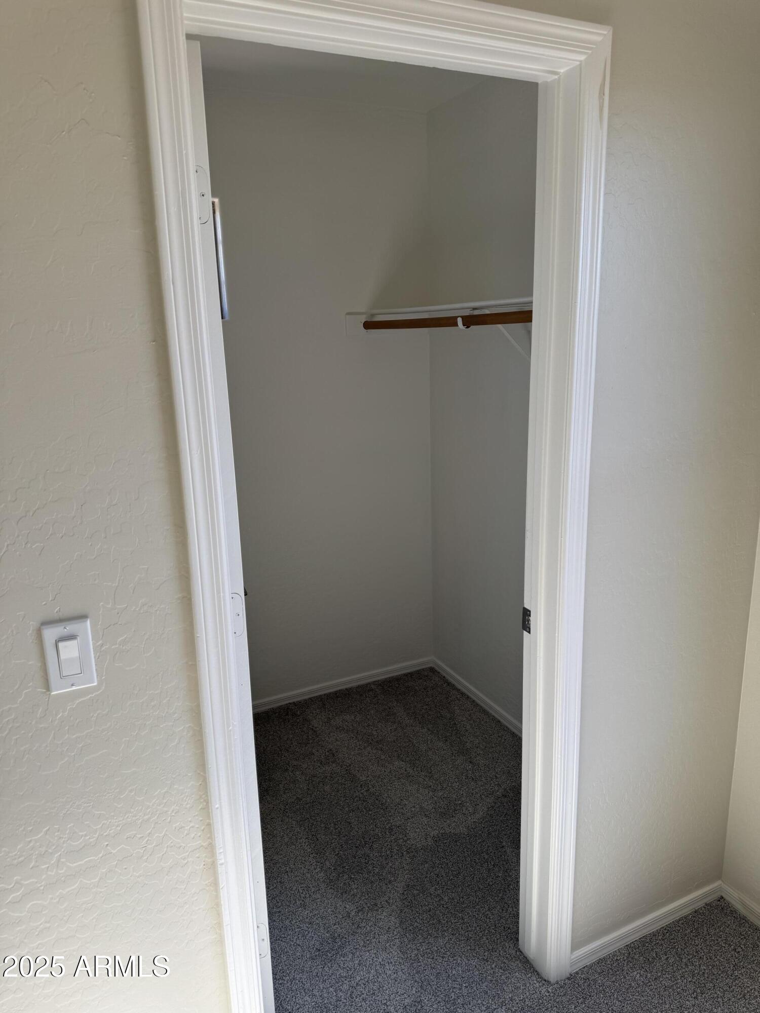 28756 N DESERT HILLS Drive