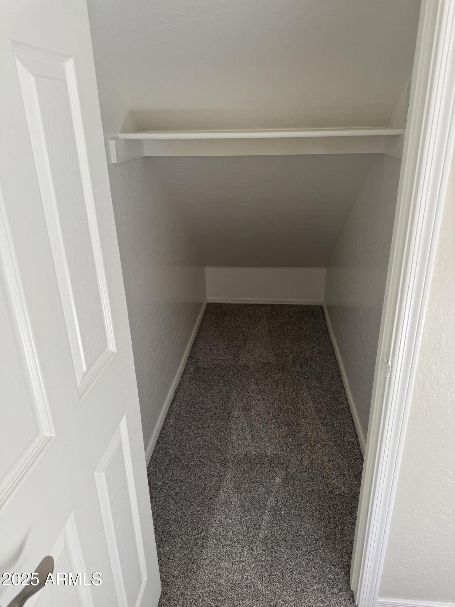 28756 N DESERT HILLS Drive