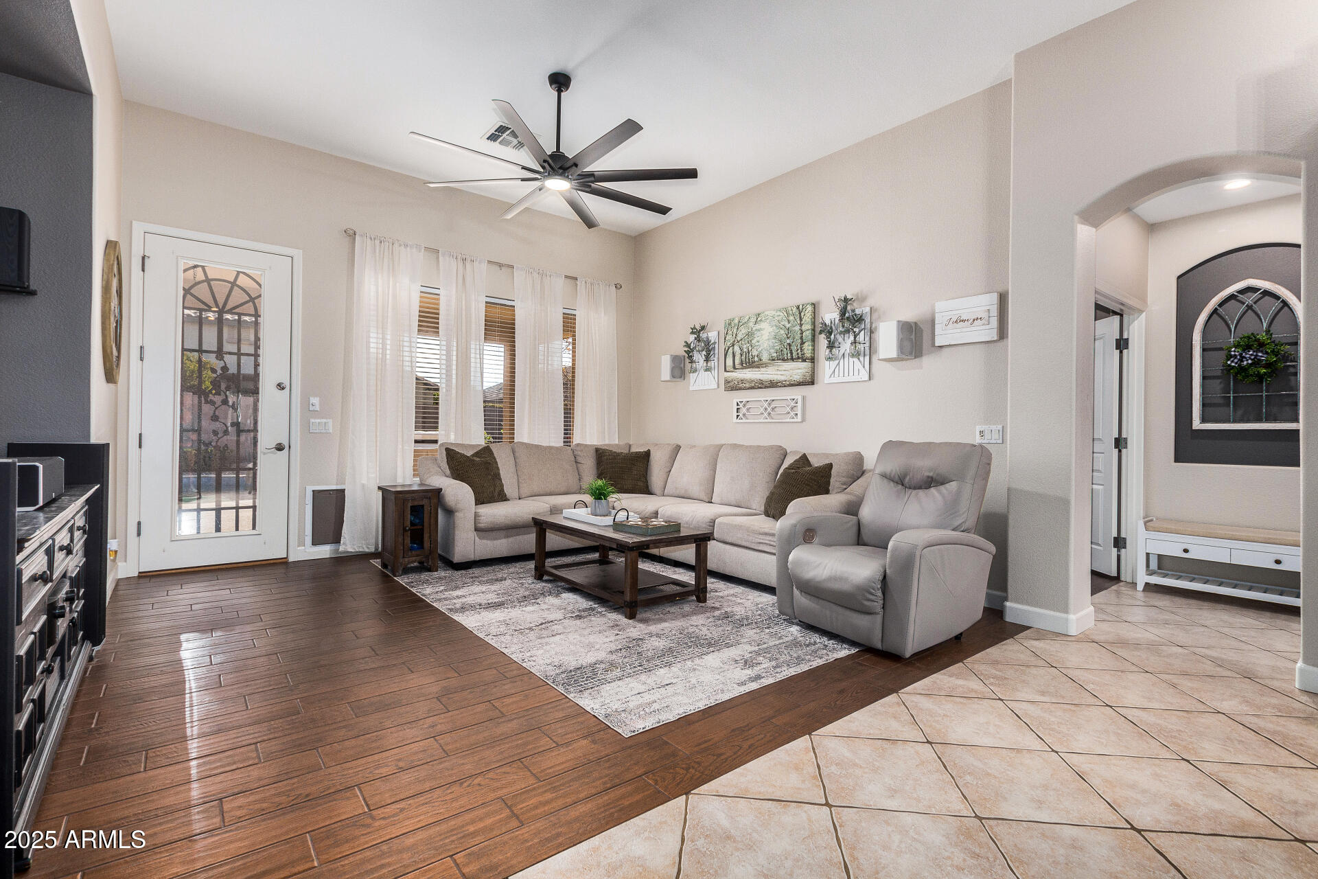 3785 S WINDSTREAM Place