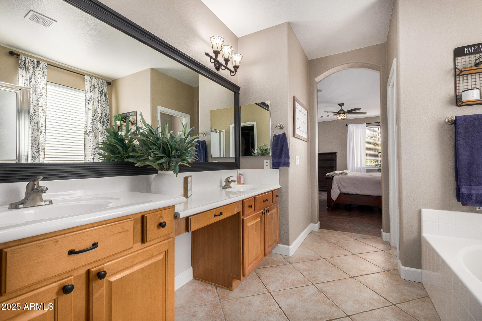 3785 S WINDSTREAM Place