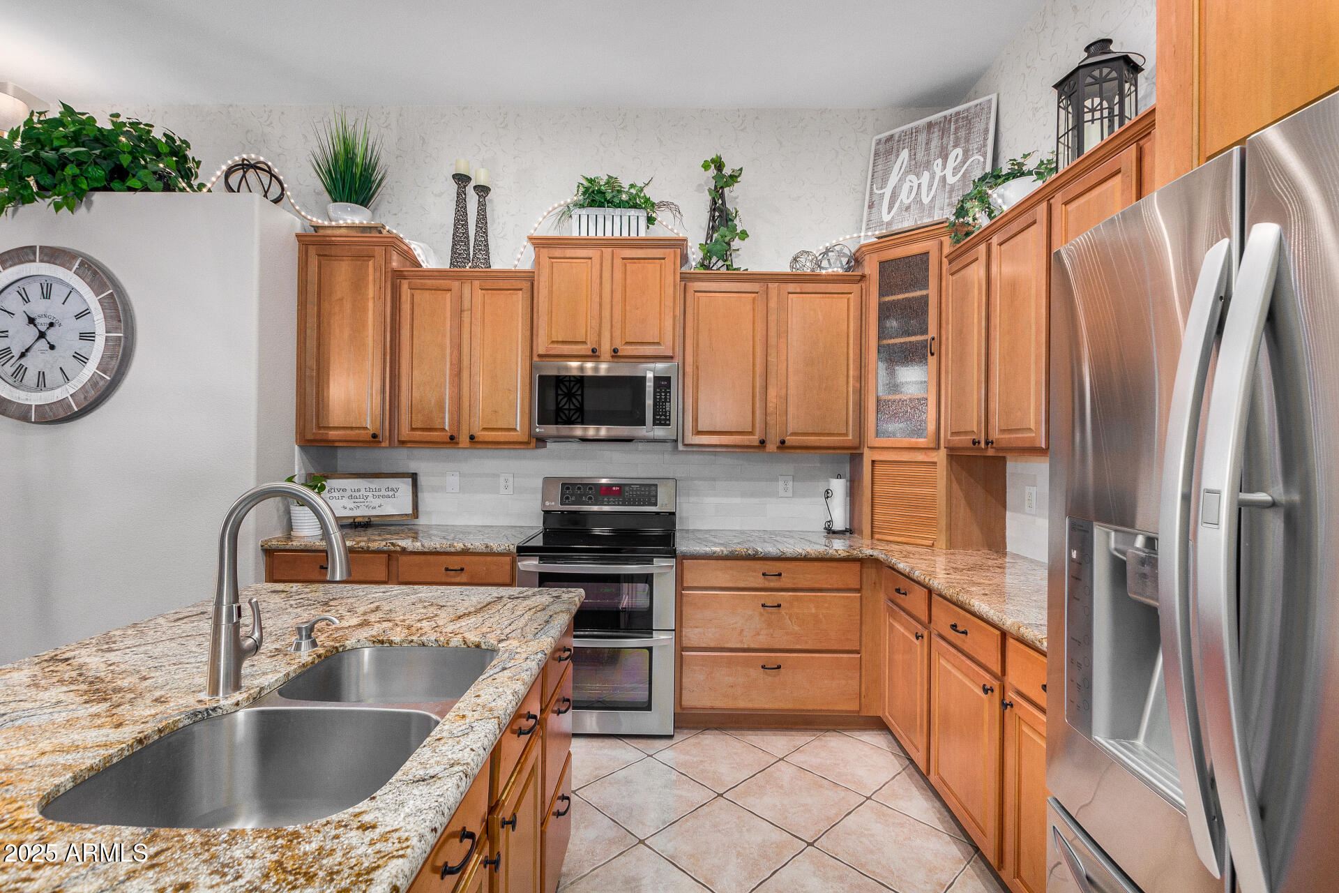 3785 S WINDSTREAM Place