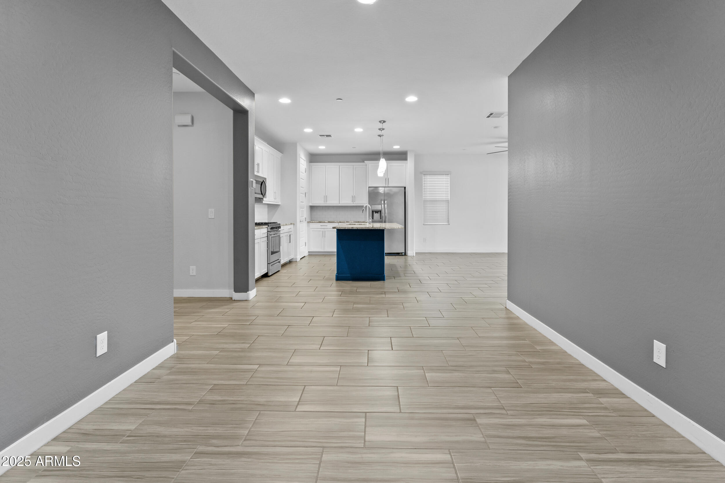 9624 E TWINKLE Circle