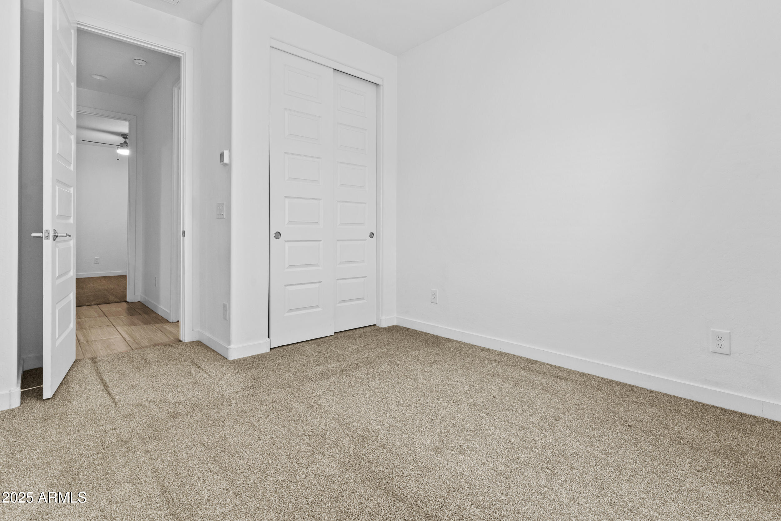 9624 E TWINKLE Circle