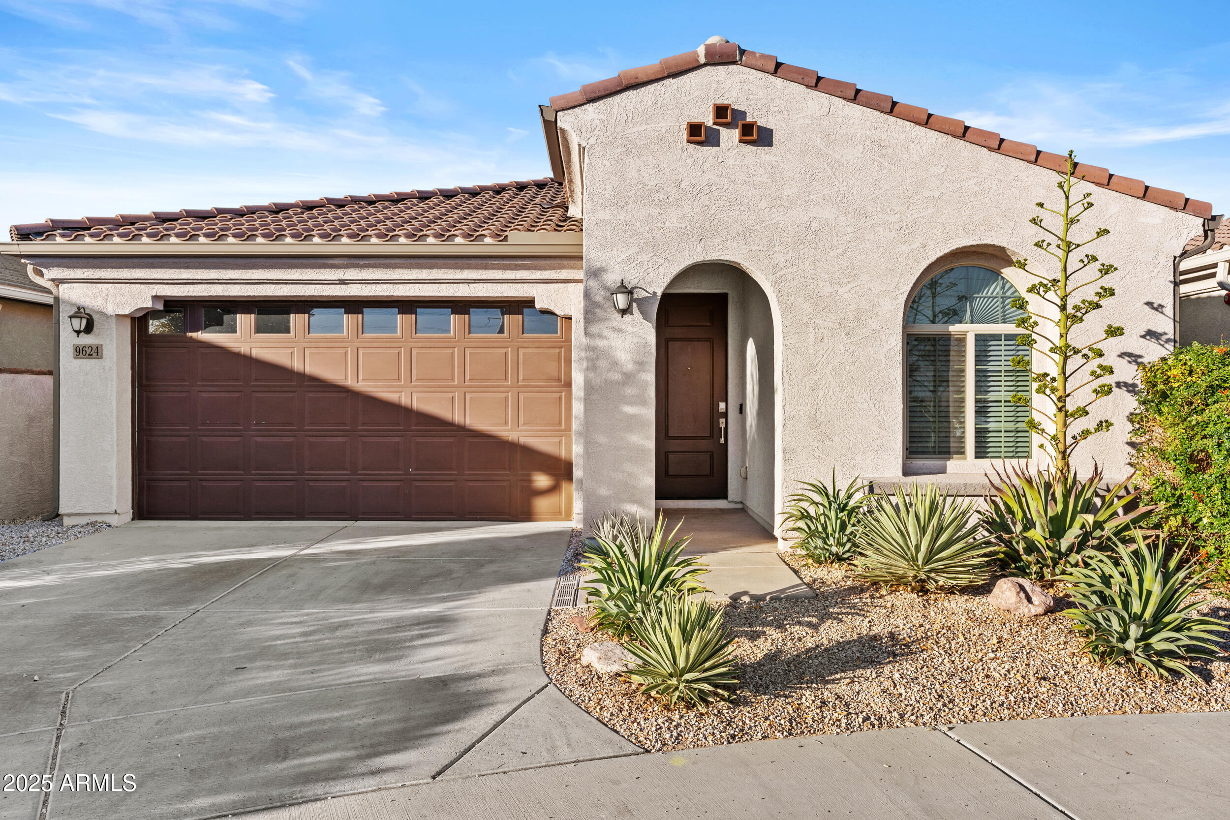 9624 E TWINKLE Circle