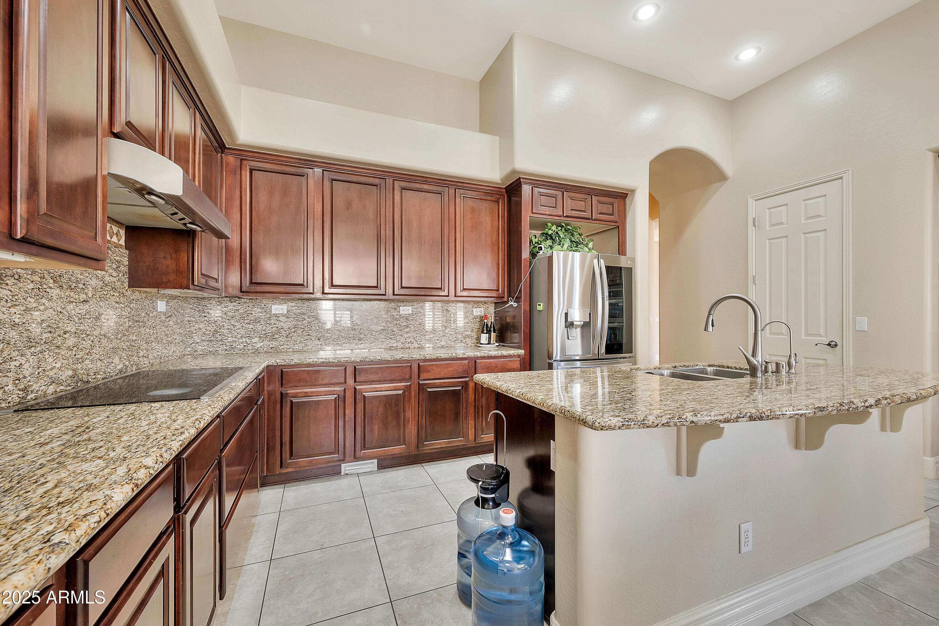 1738 W YOSEMITE Place