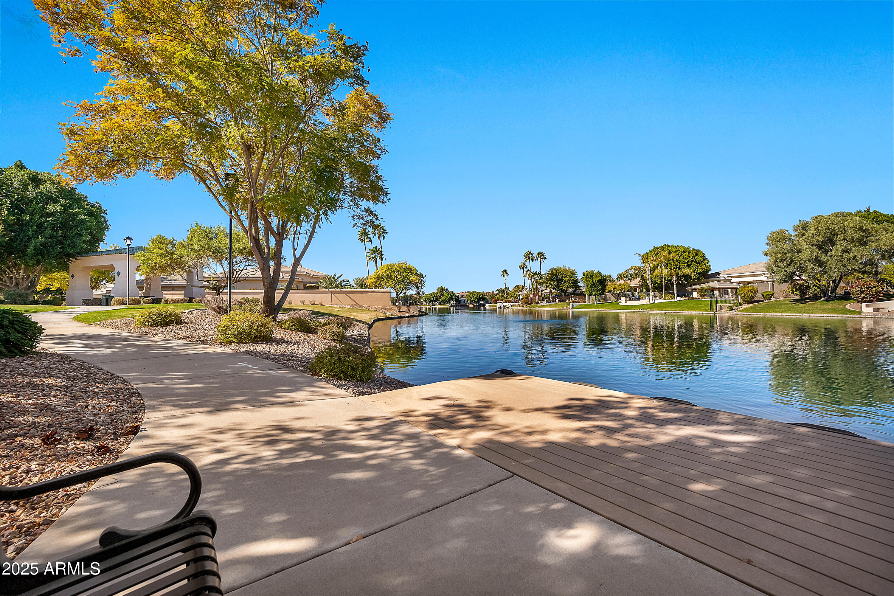 1738 W YOSEMITE Place