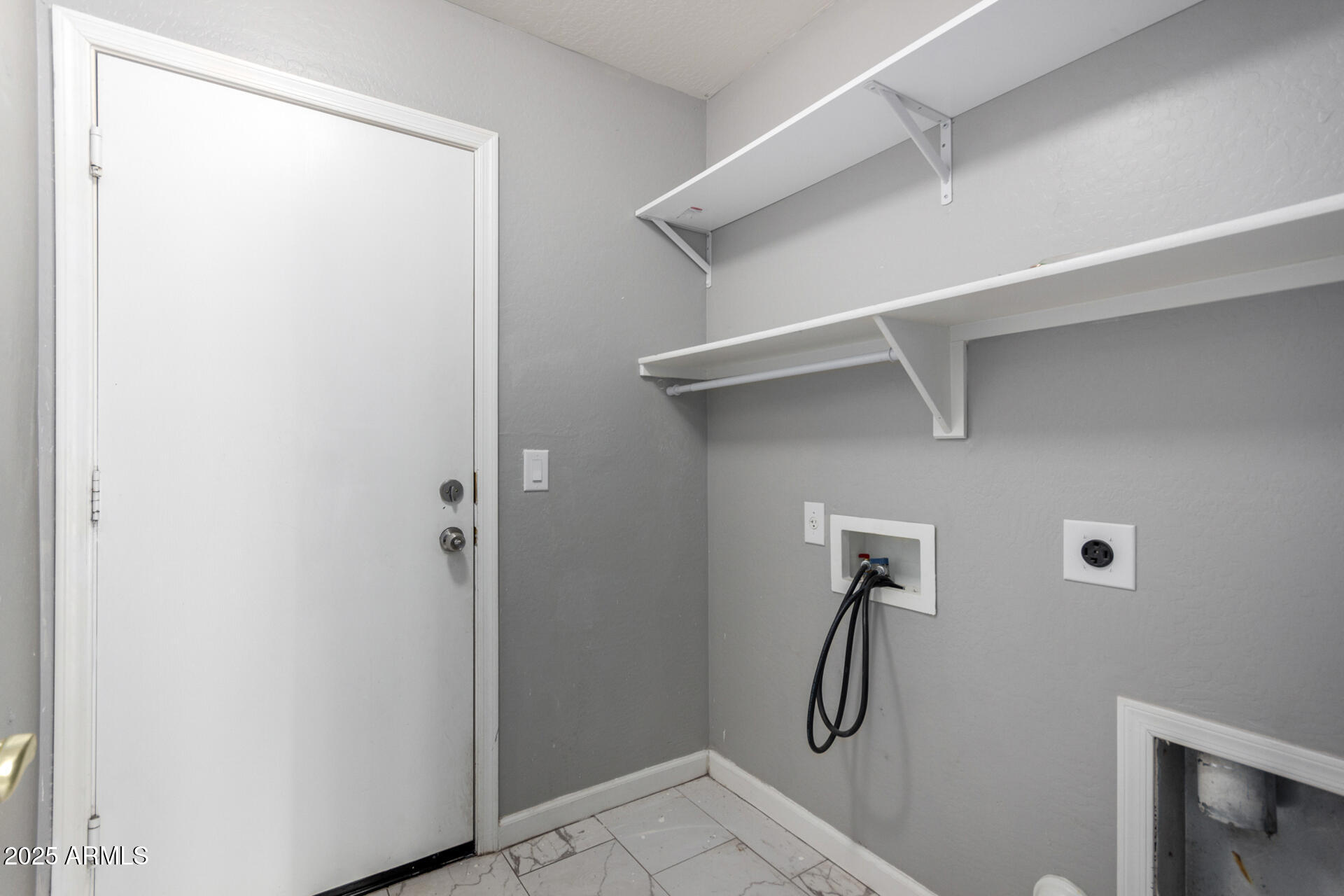 3618 S WEAVER Circle