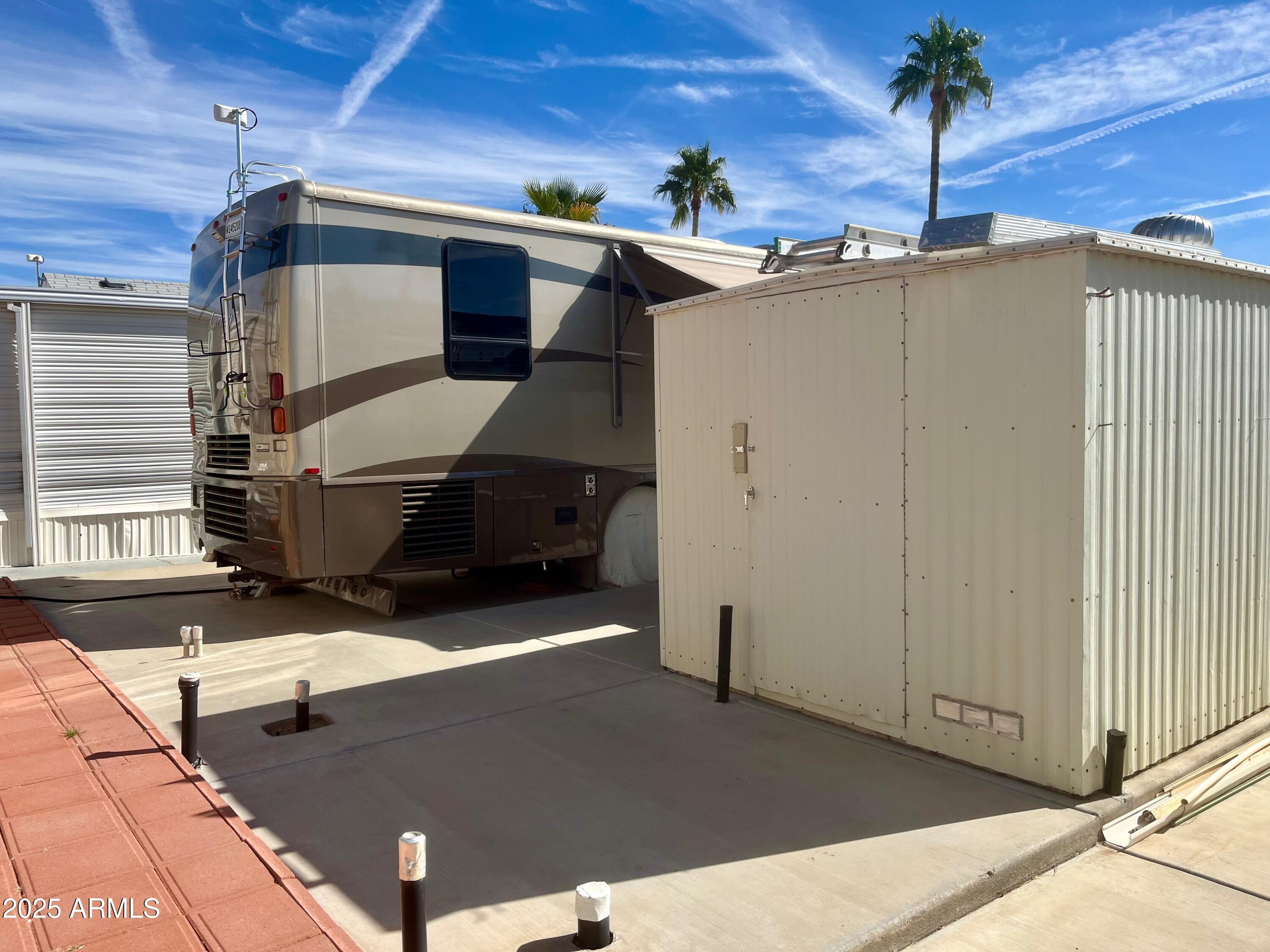 837 AQUAMARINE Drive # 837