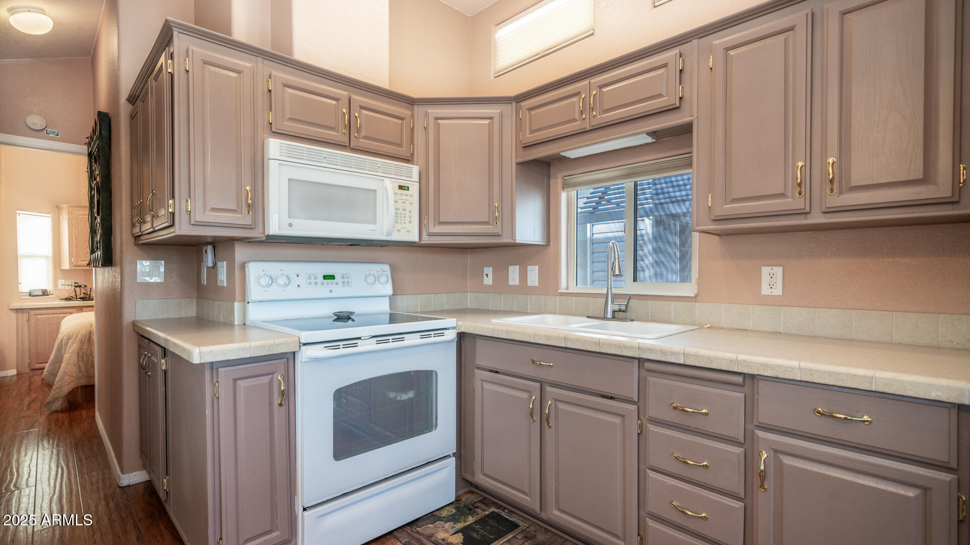 834/837 S BERYL/AQUAMARINE Drive