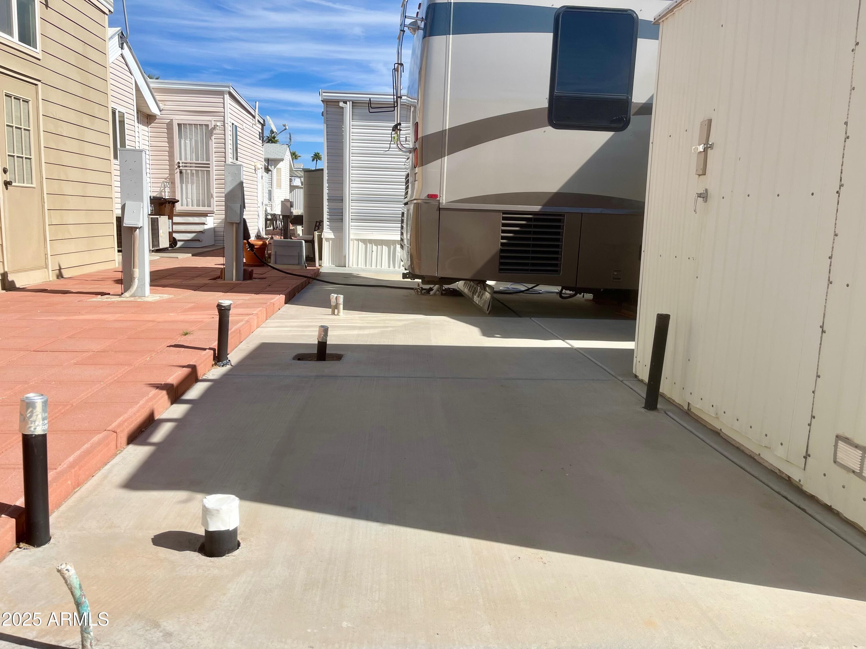 834/837 S BERYL/AQUAMARINE Drive