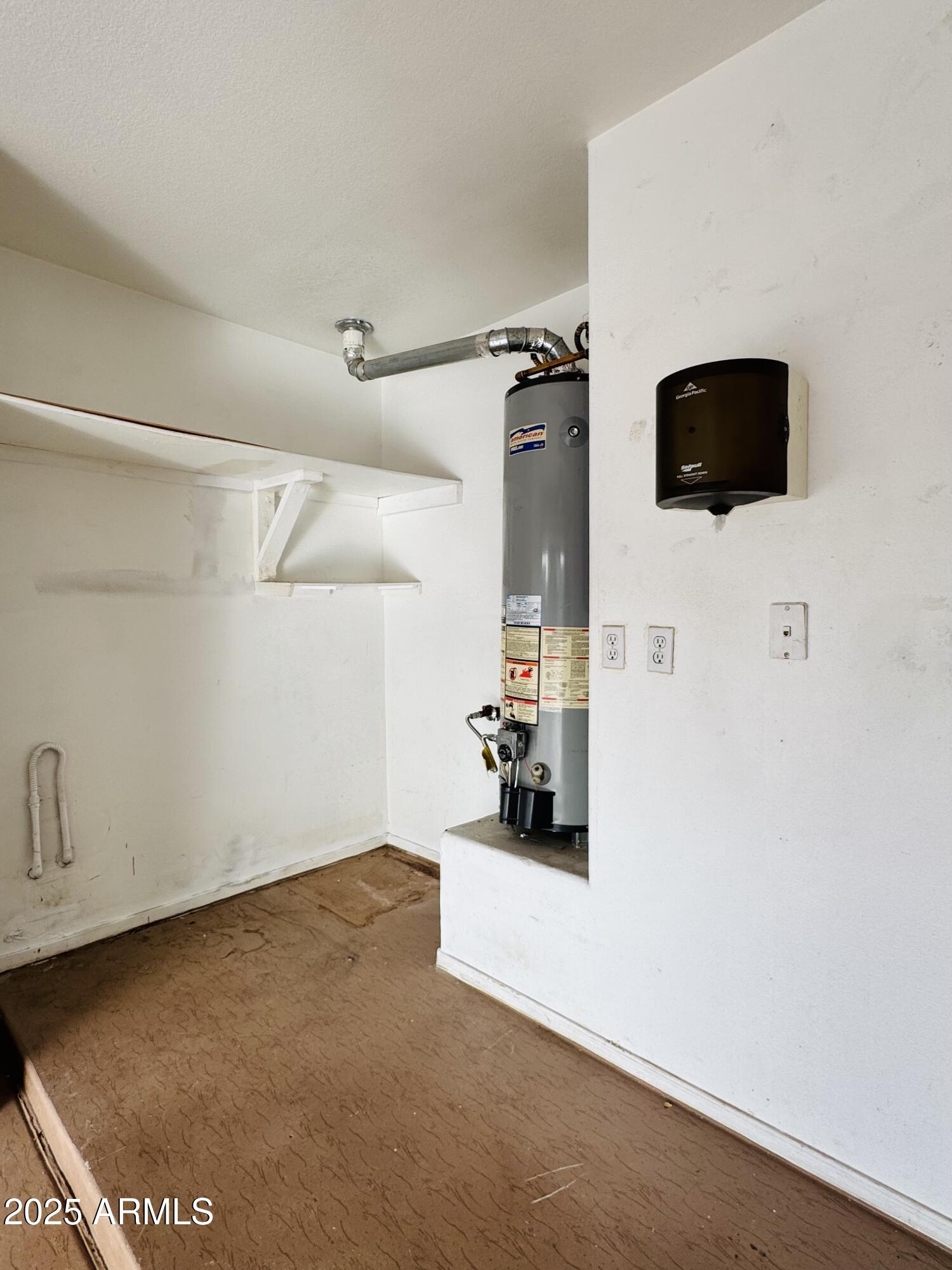 8536 W ROCKWOOD Drive