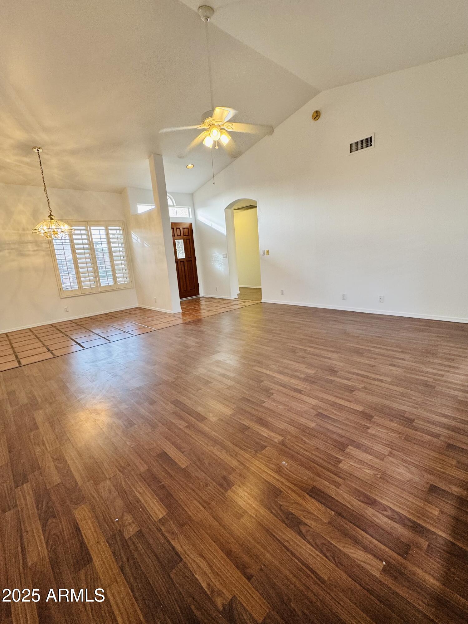 8536 W ROCKWOOD Drive