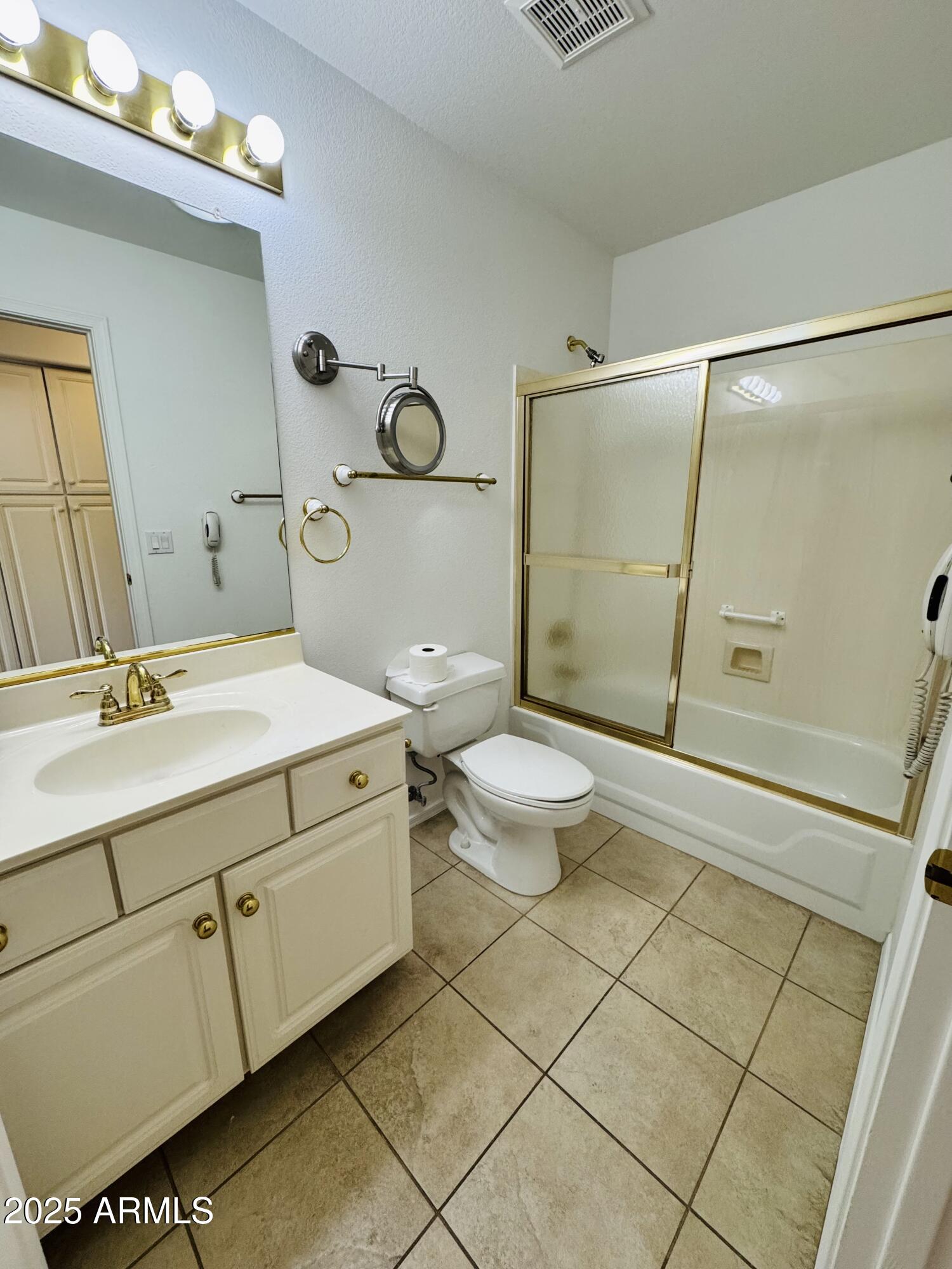 8536 W ROCKWOOD Drive