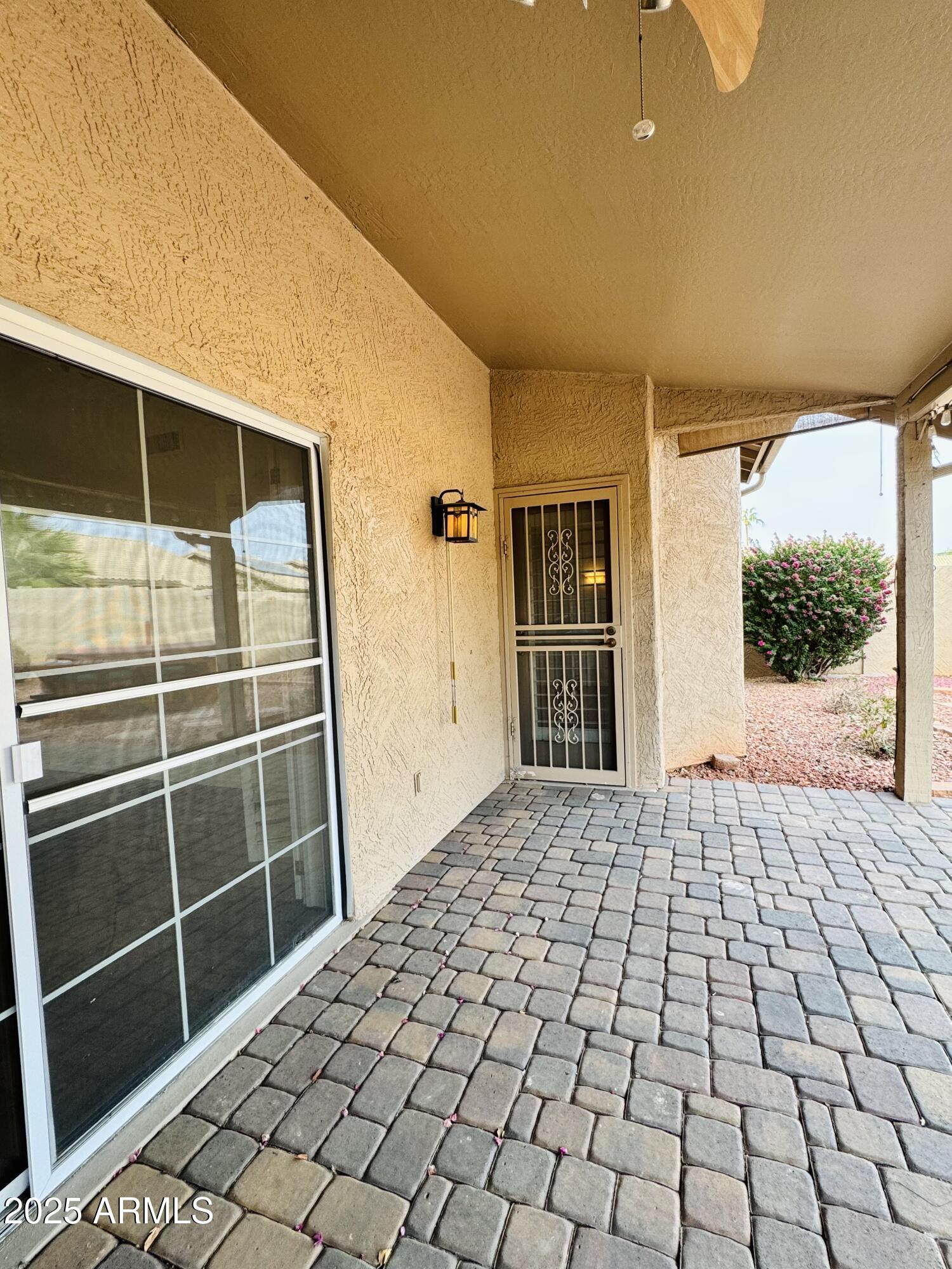 8536 W ROCKWOOD Drive