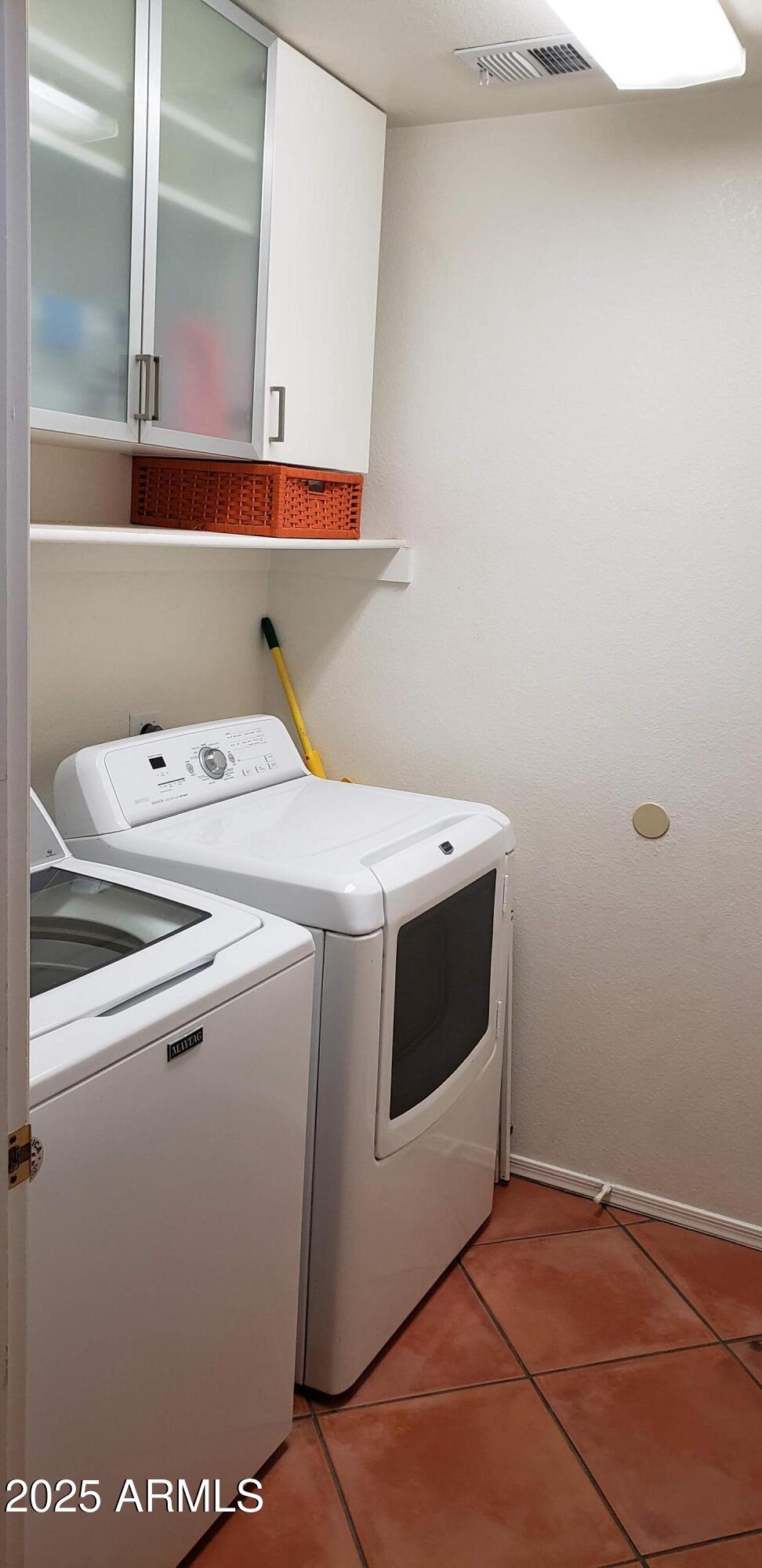 1235 W JEANINE Drive