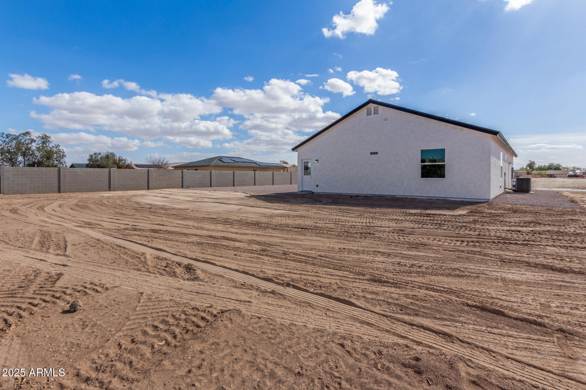 9504 W CENTURY Drive