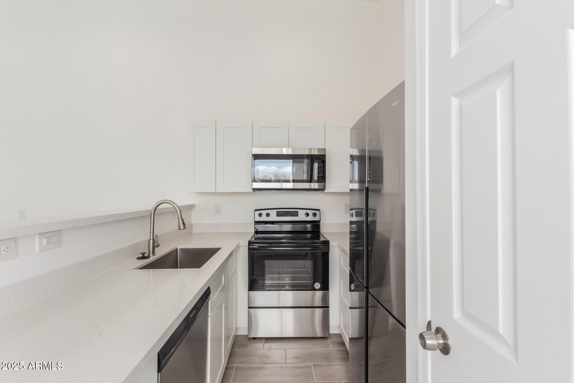 9504 W CENTURY Drive