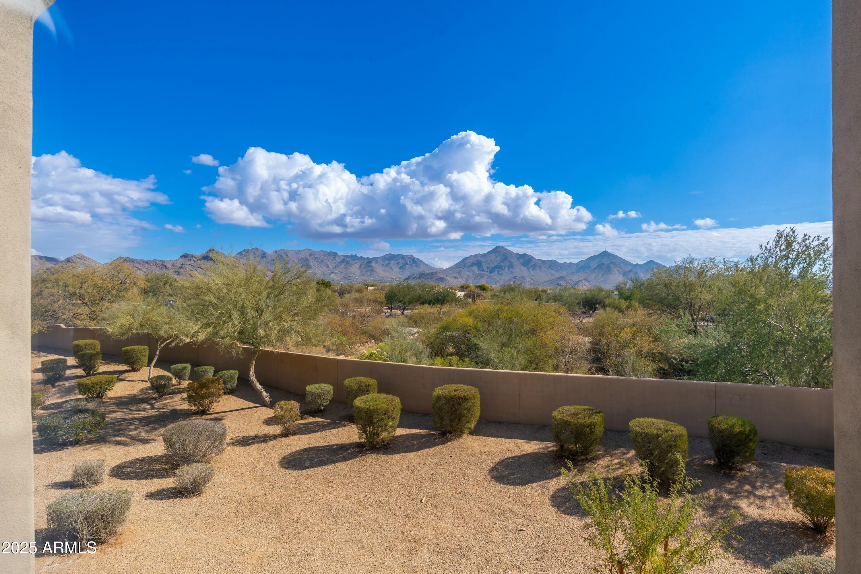 19475 N GRAYHAWK Drive # 2119