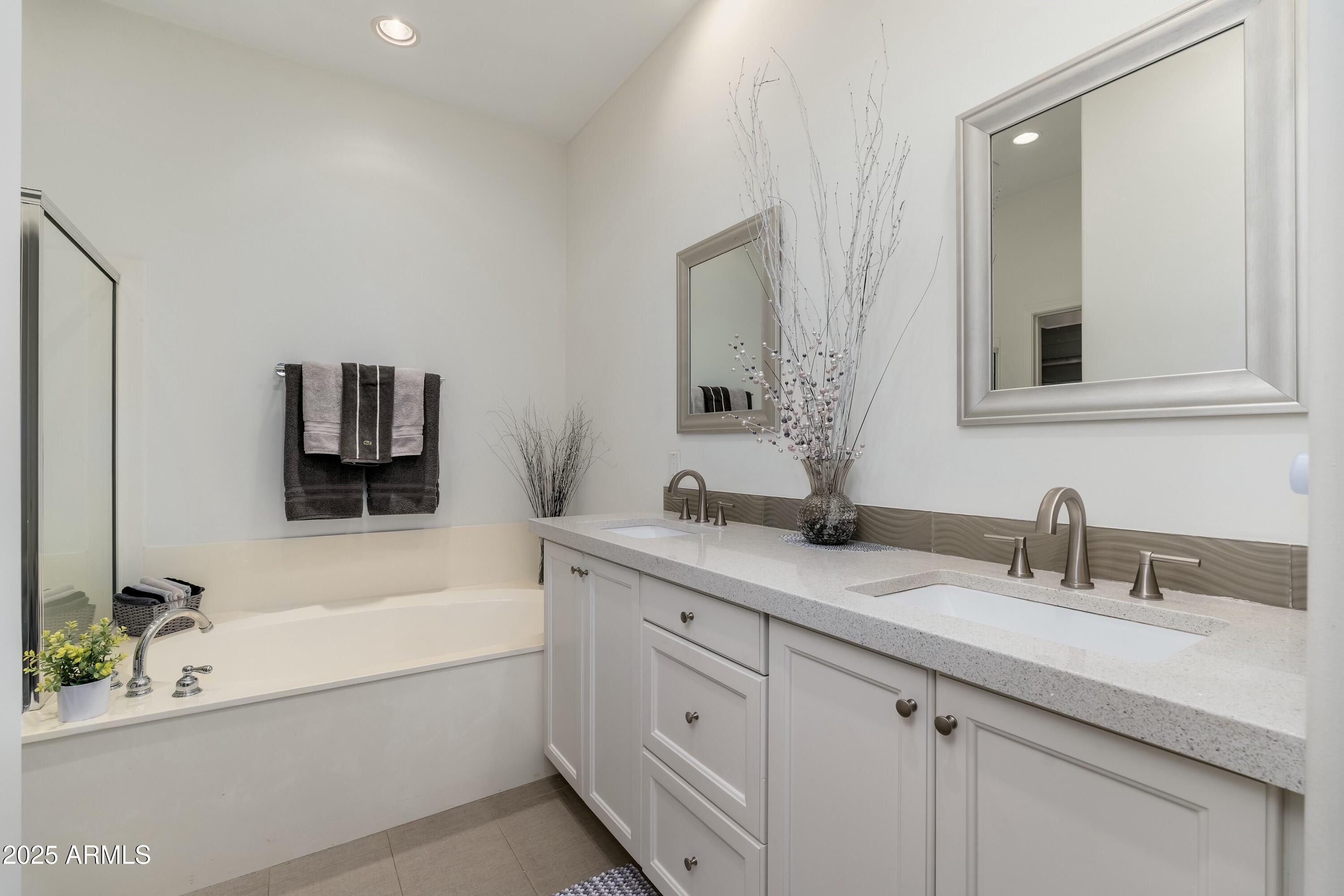 19475 N GRAYHAWK Drive # 2119