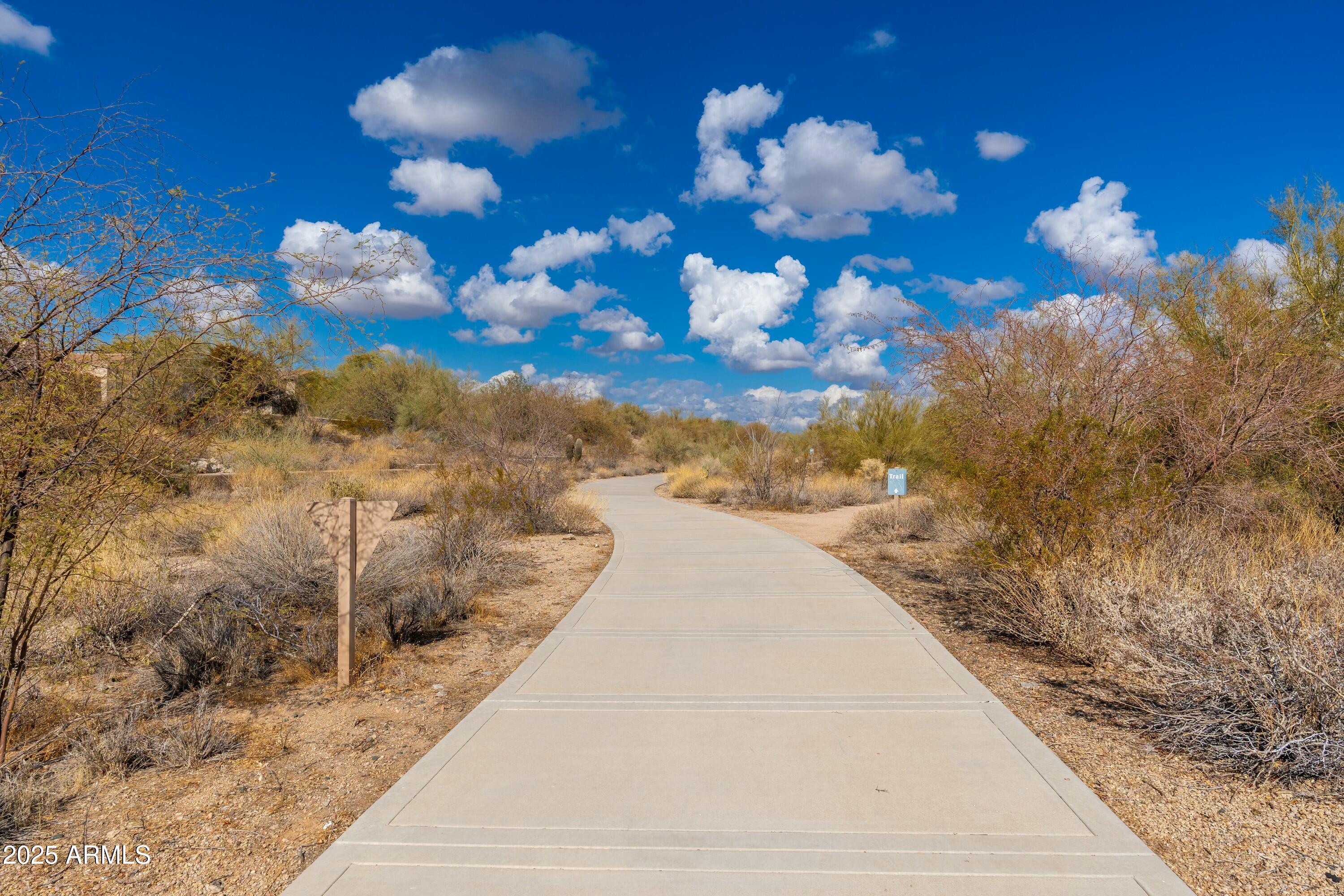 19475 N GRAYHAWK Drive # 2119