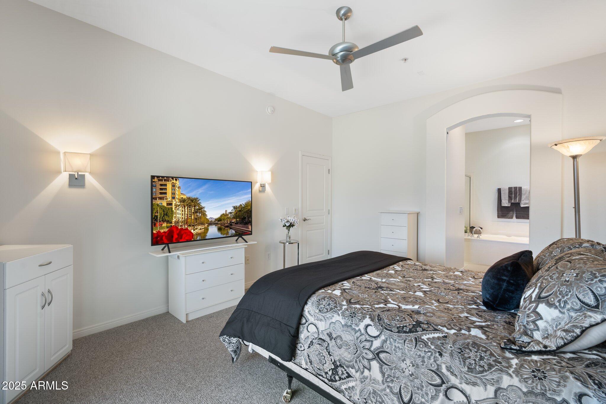 19475 N GRAYHAWK Drive # 2119