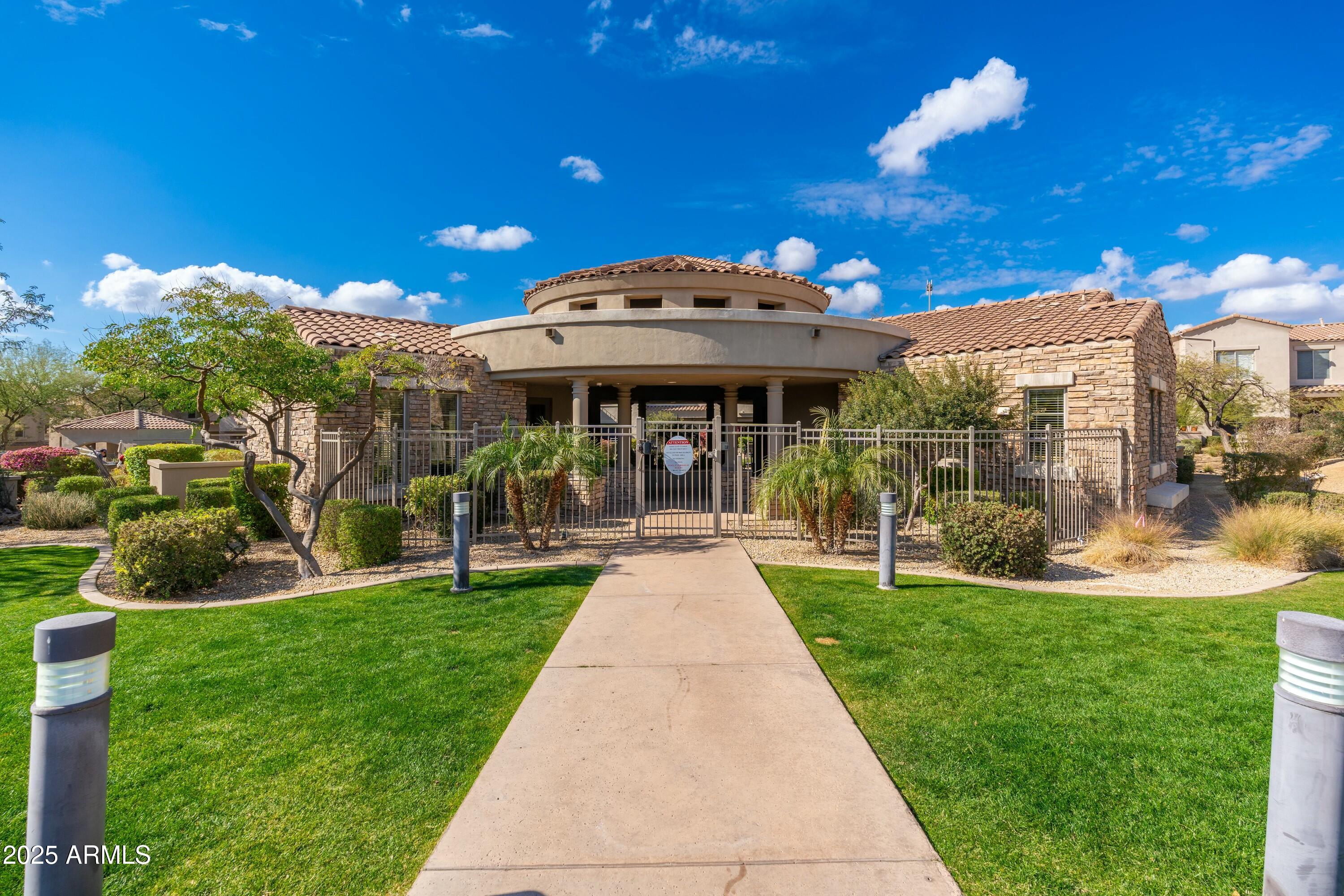 19475 N GRAYHAWK Drive # 2119