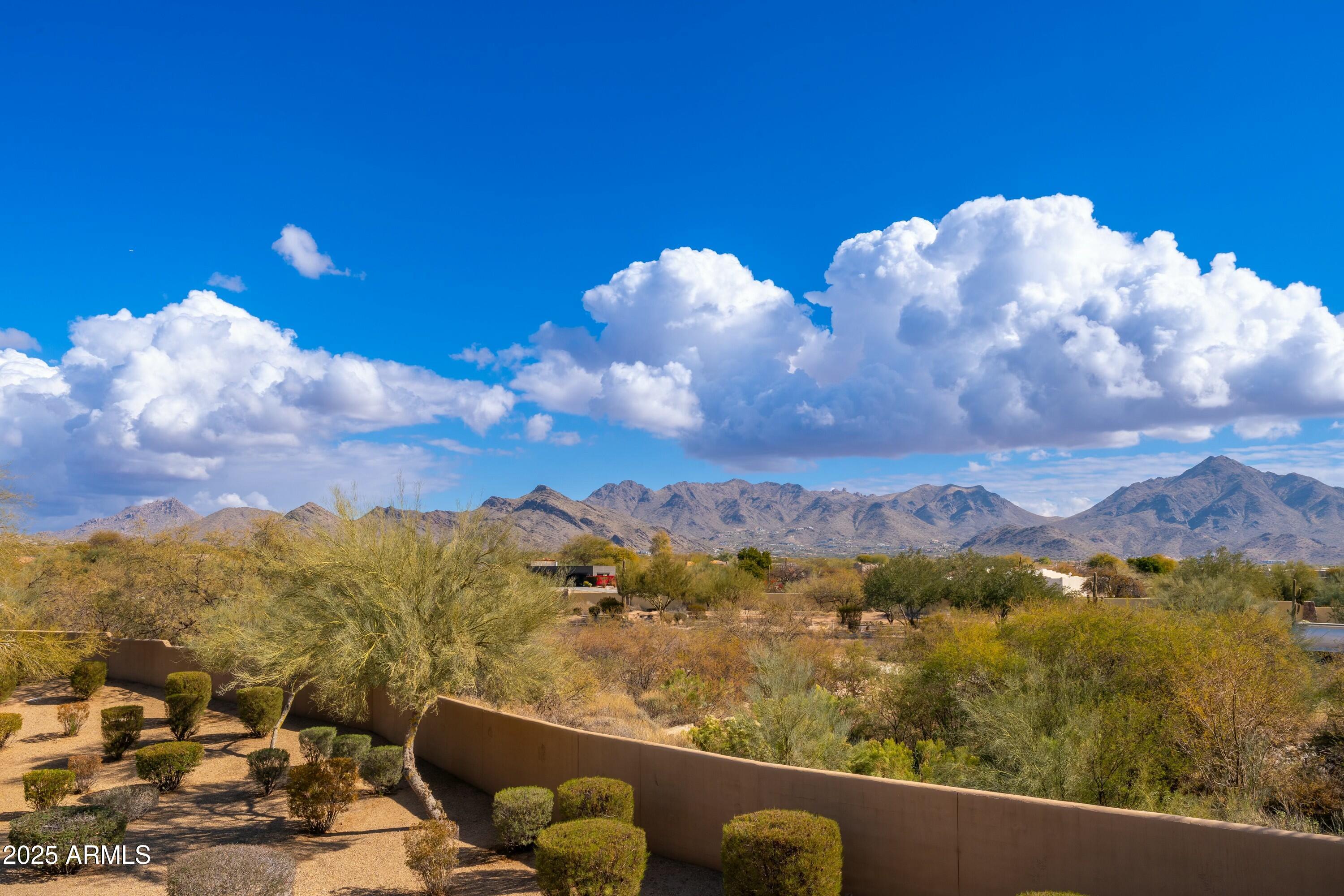 19475 N GRAYHAWK Drive # 2119