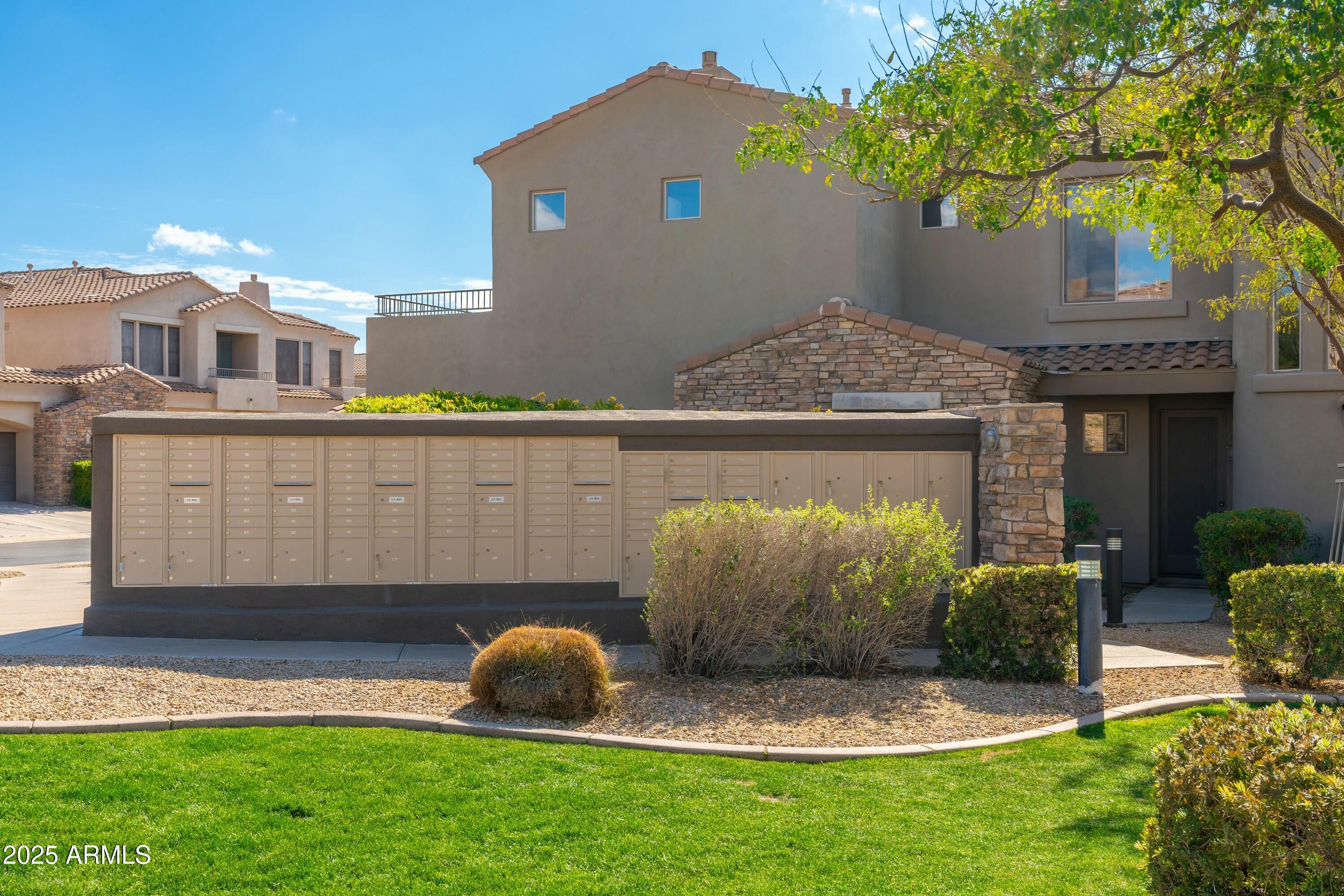 19475 N GRAYHAWK Drive # 2119