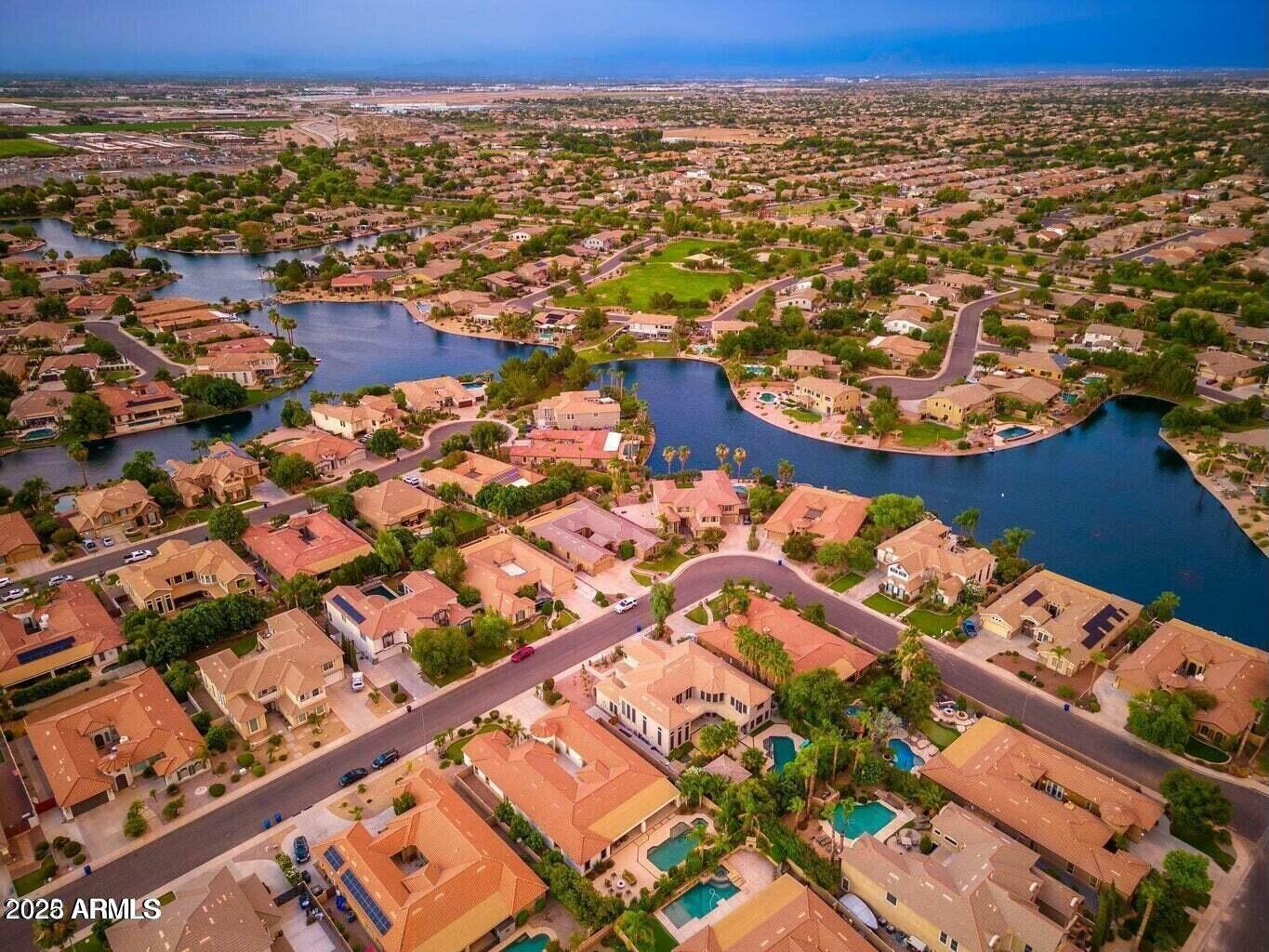 435 E COCONINO Place