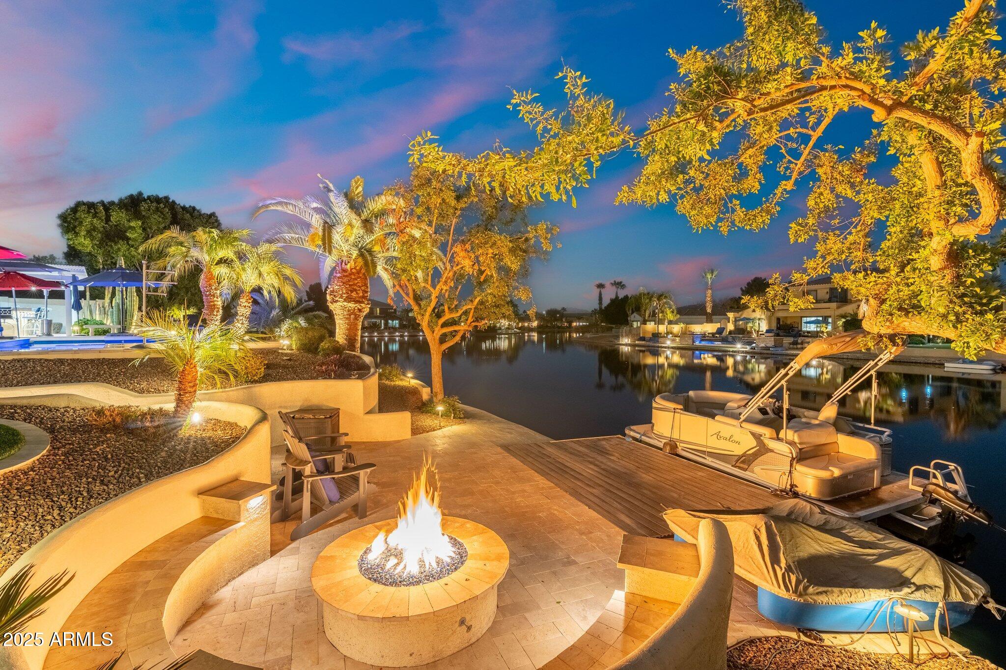 435 E COCONINO Place